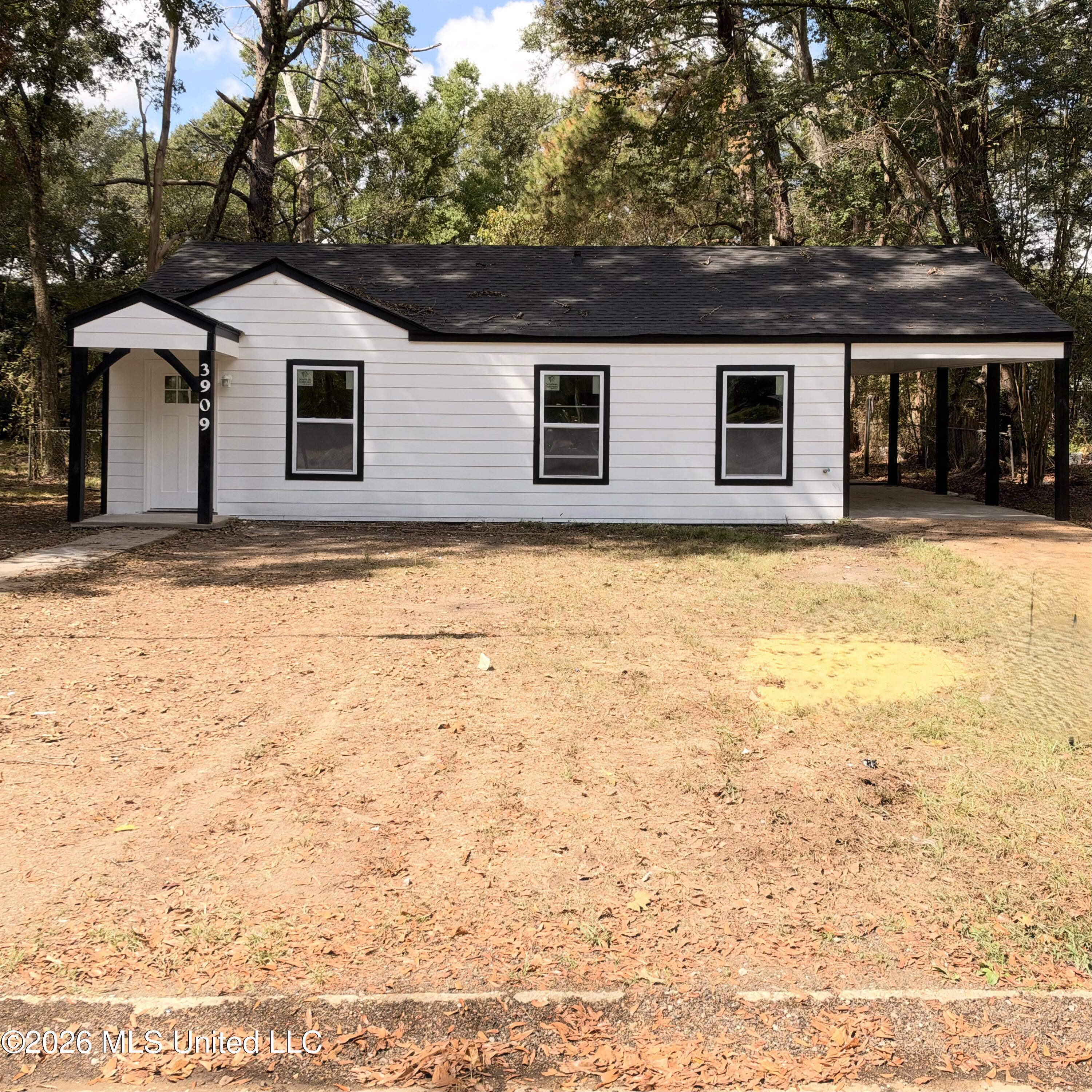 3909 Ilano Drive Property Photo 1