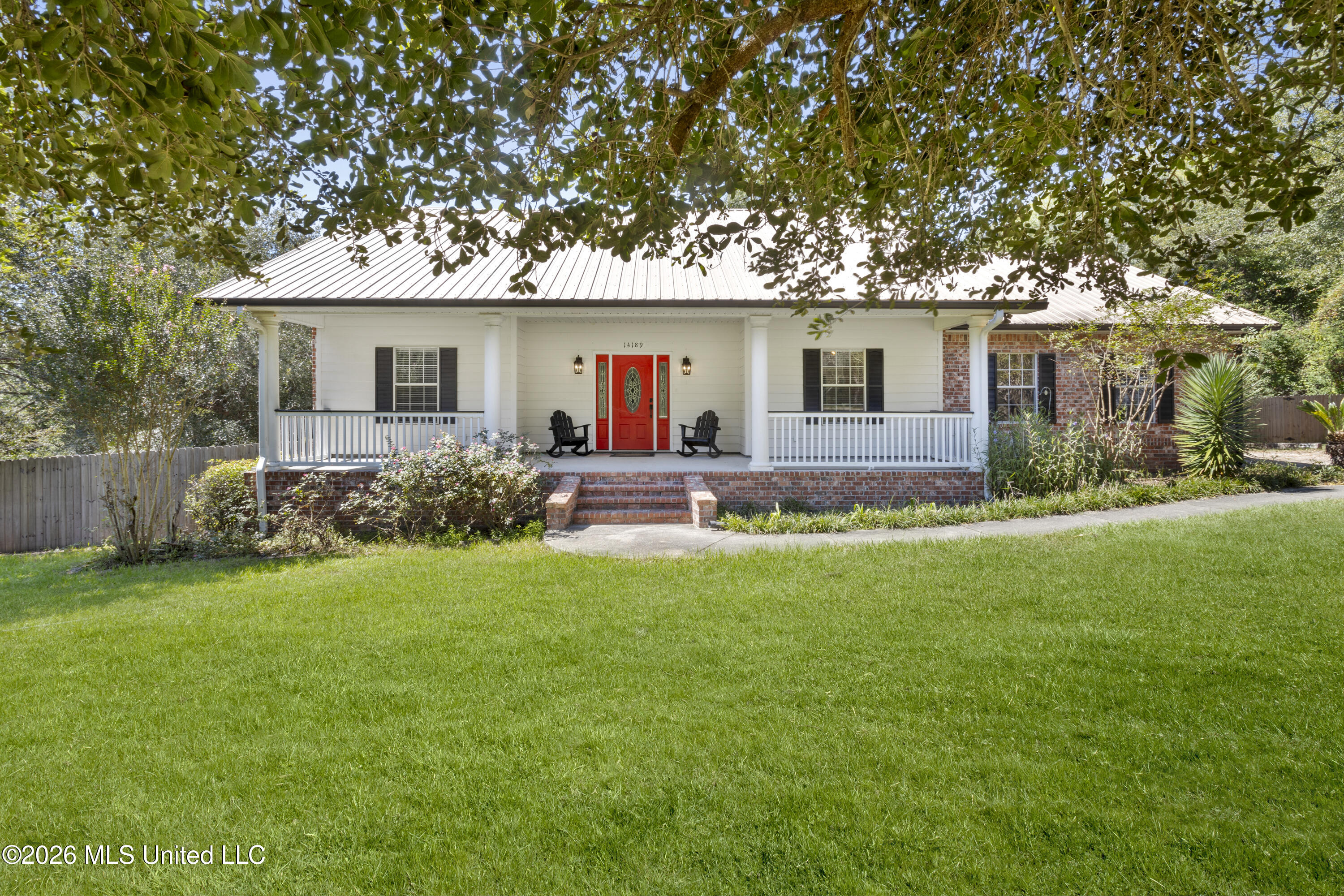 14189 John Lee Road Property Photo 1