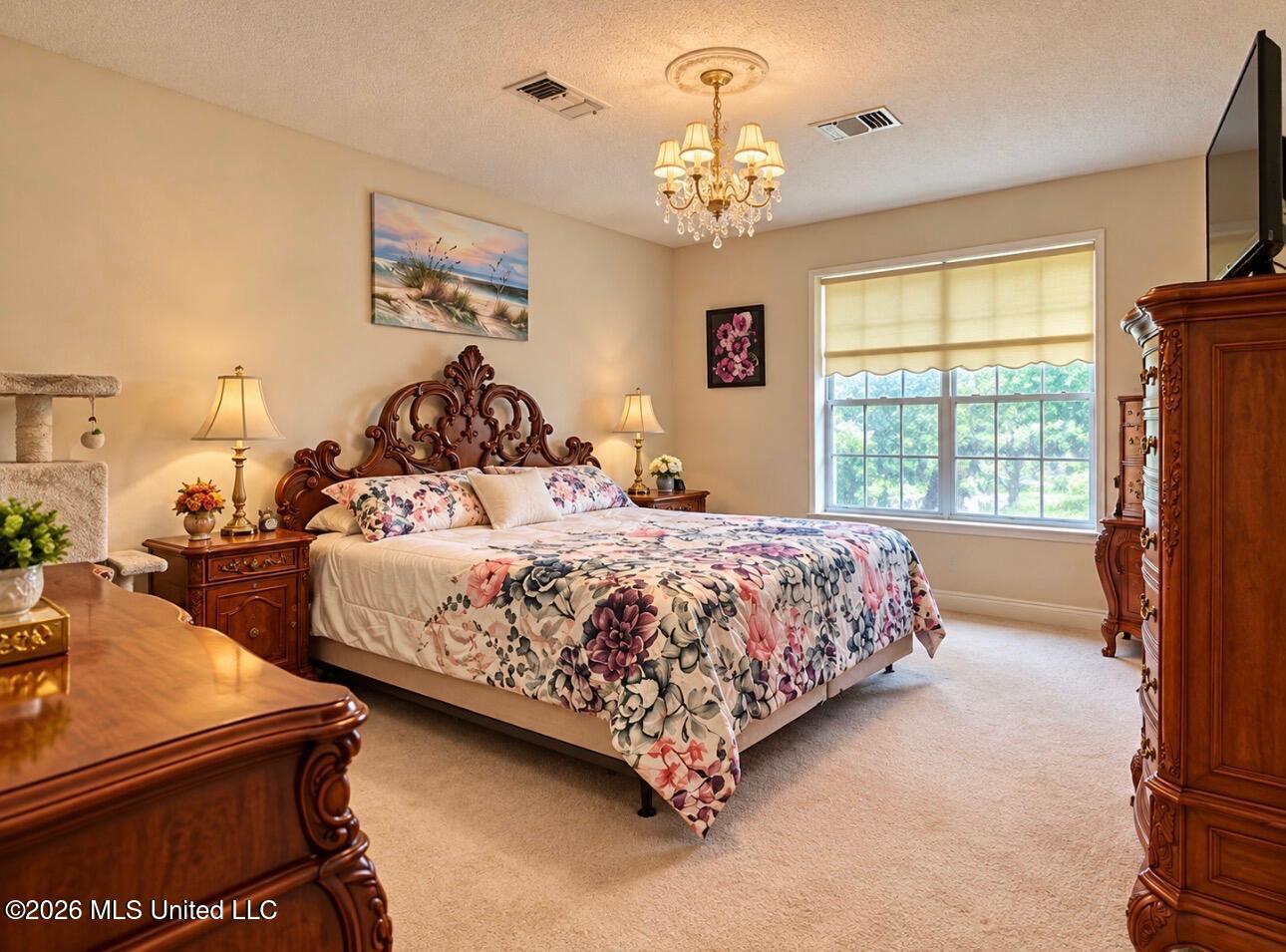 615 E Lakeshore Drive Property Photo 11