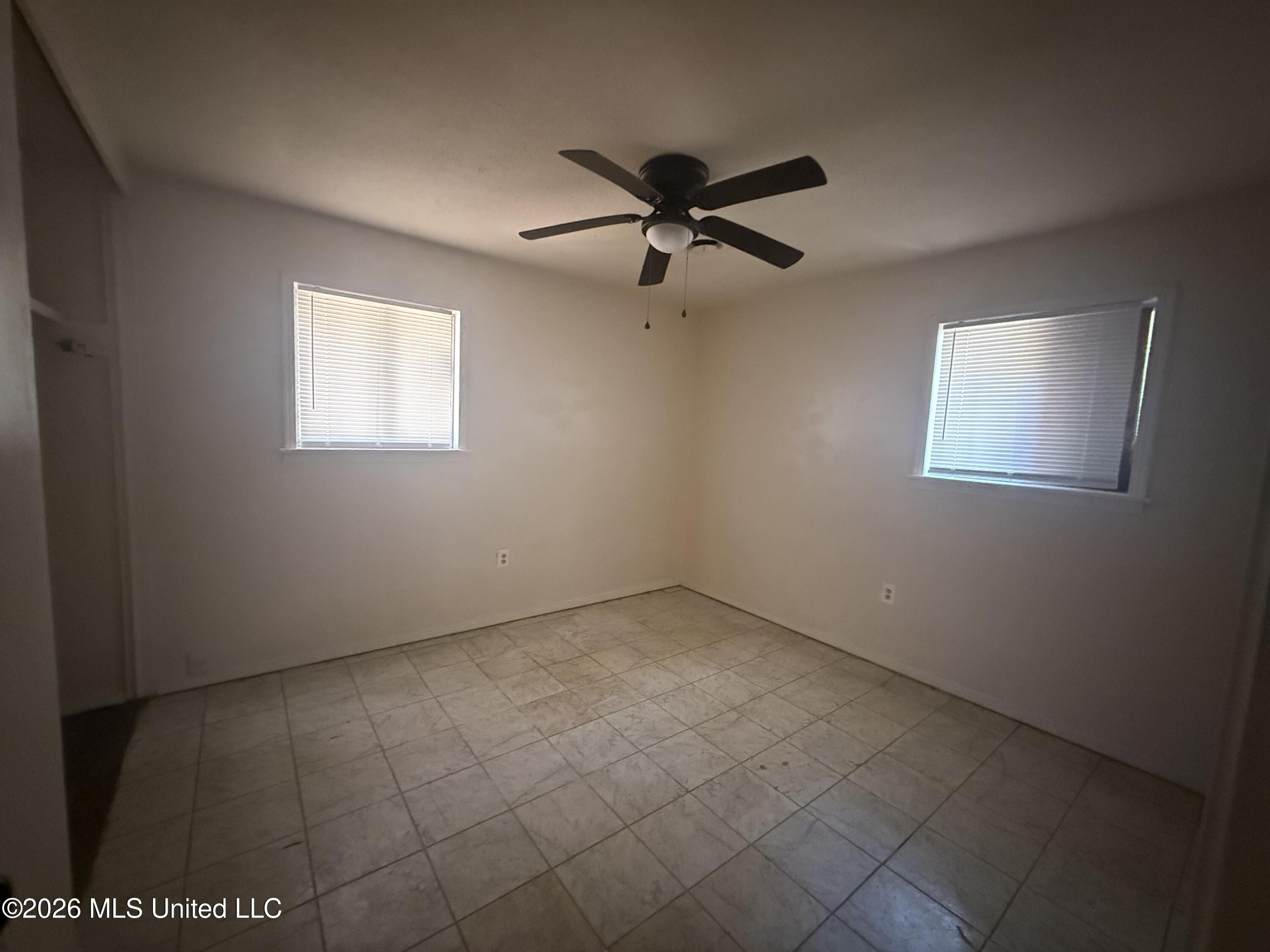 2904 Marwood Drive Property Photo 2