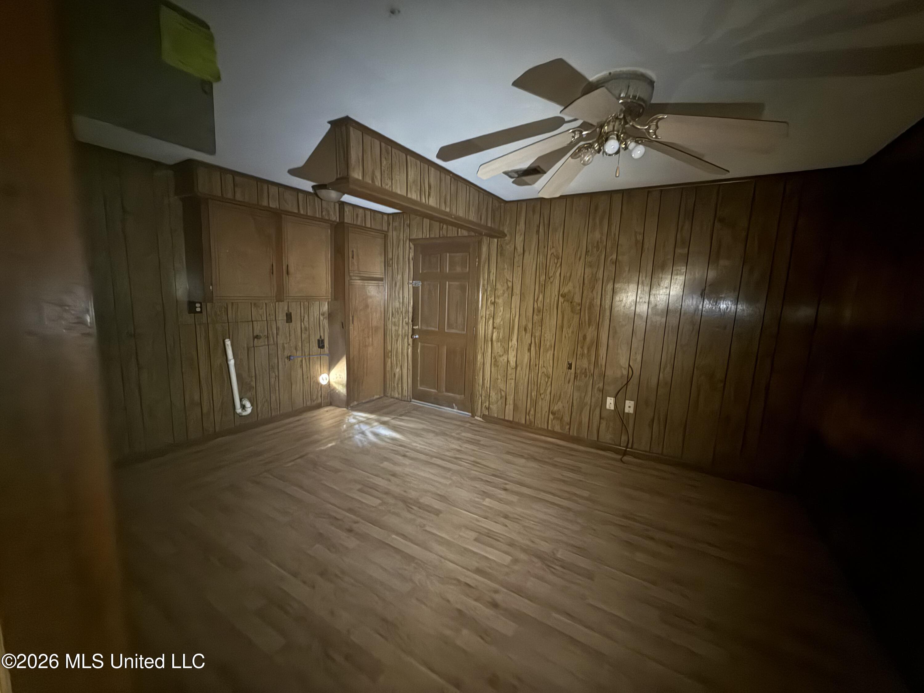 2904 Marwood Drive Property Photo 8