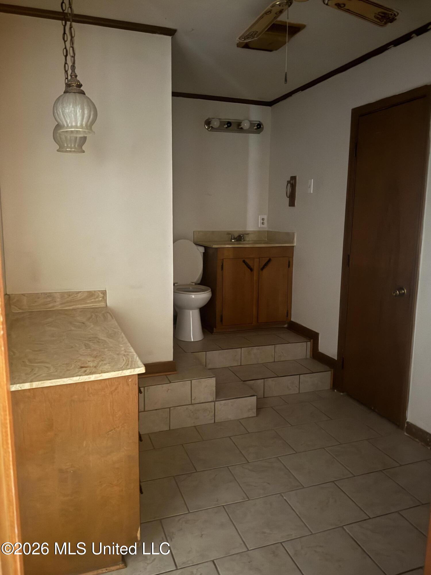 2904 Marwood Drive Property Photo 9