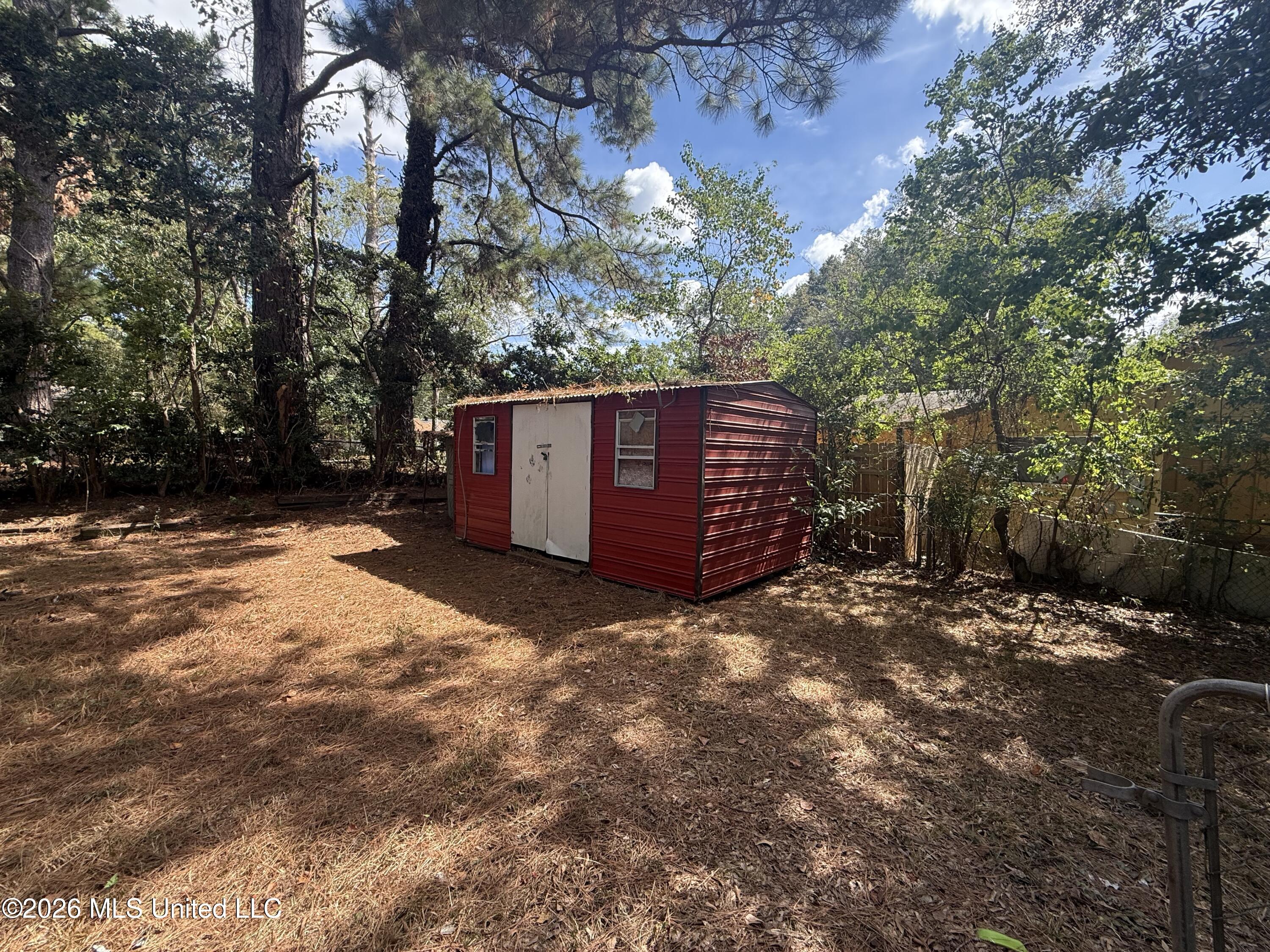 2904 Marwood Drive Property Photo 12