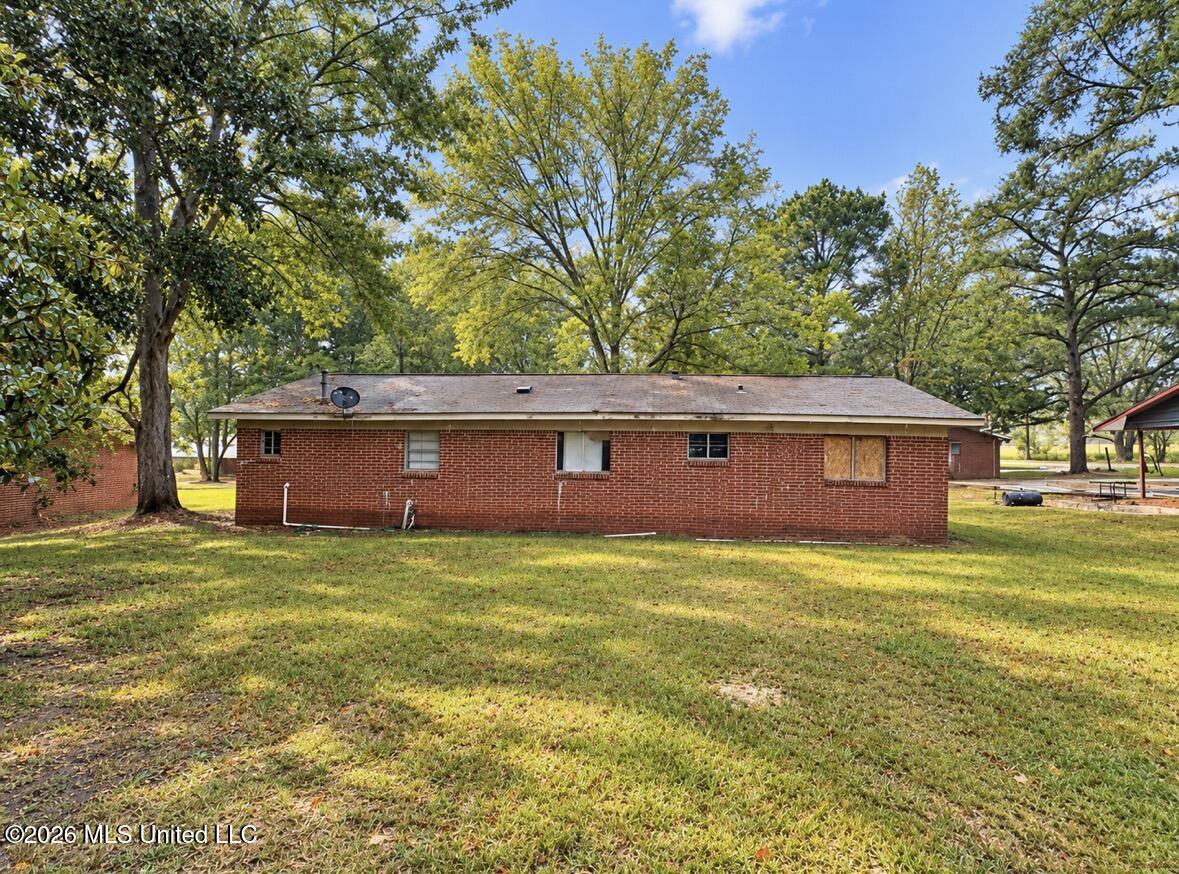 102 Lady Catherine Road Property Photo 2