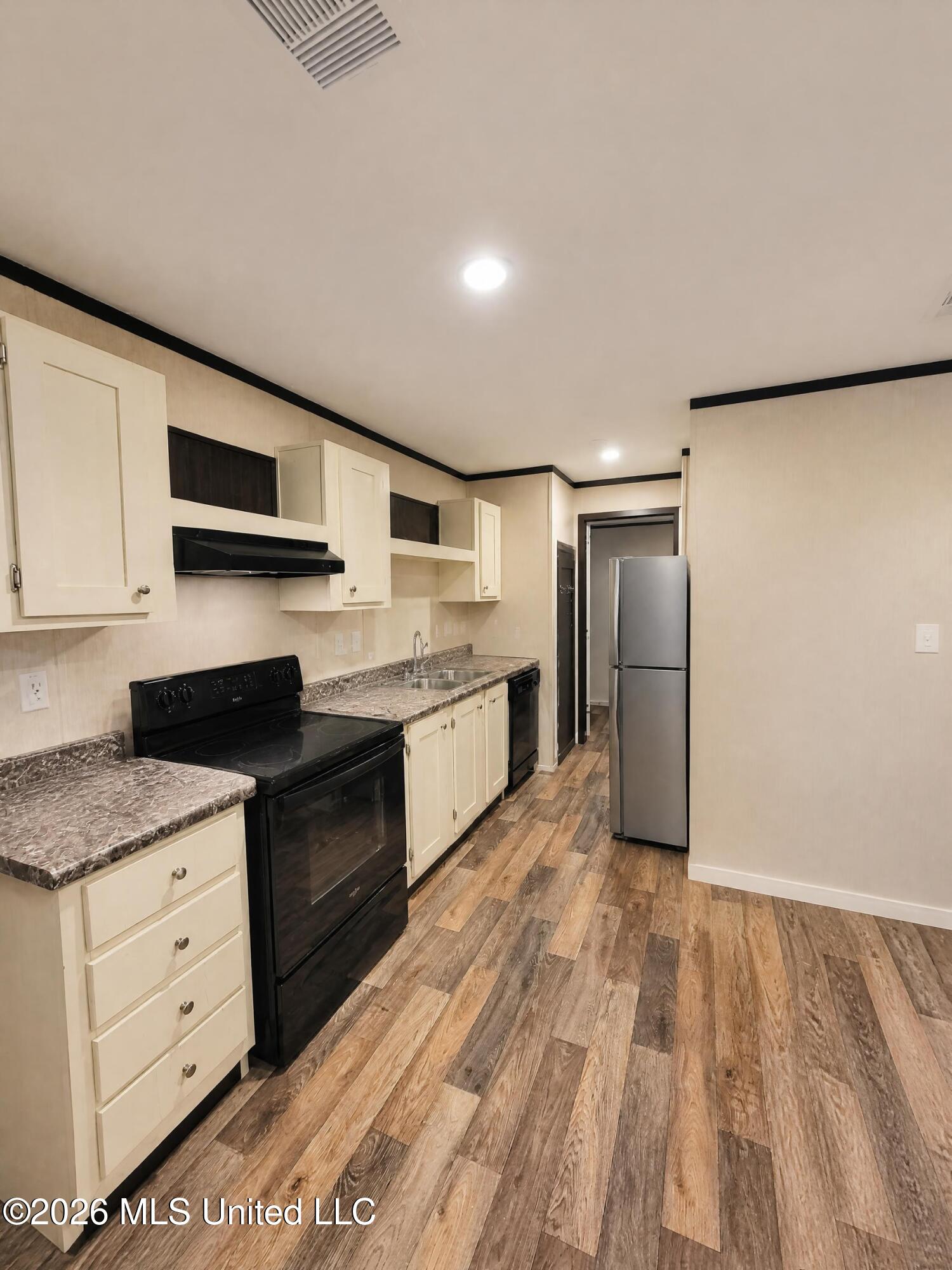 133 Stratton Road Property Photo 7