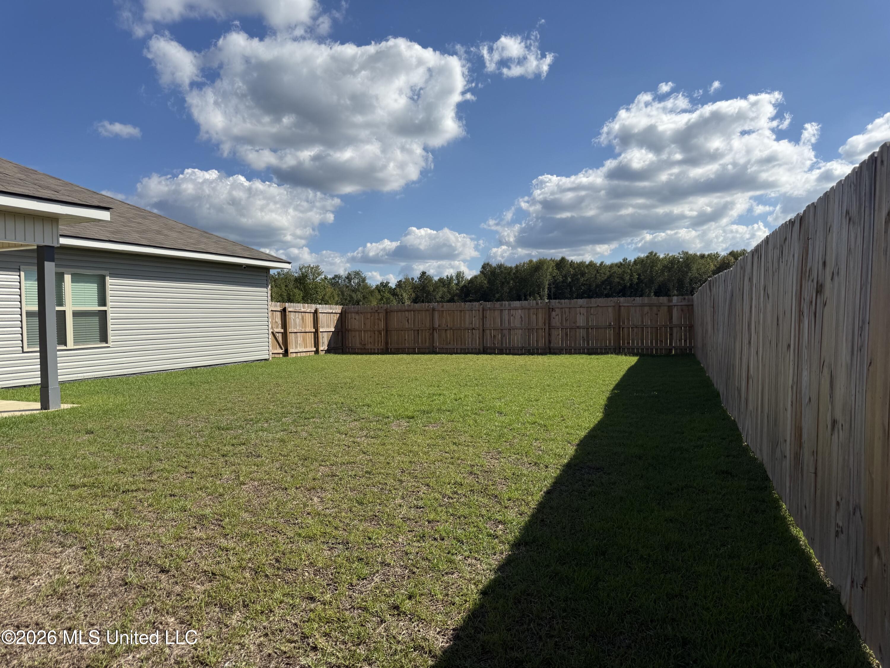 126 Cedar Ridge Boulevard Property Photo 14
