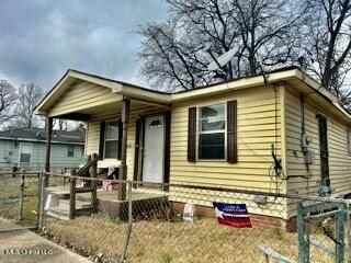 109 Young Street Property Photo 1