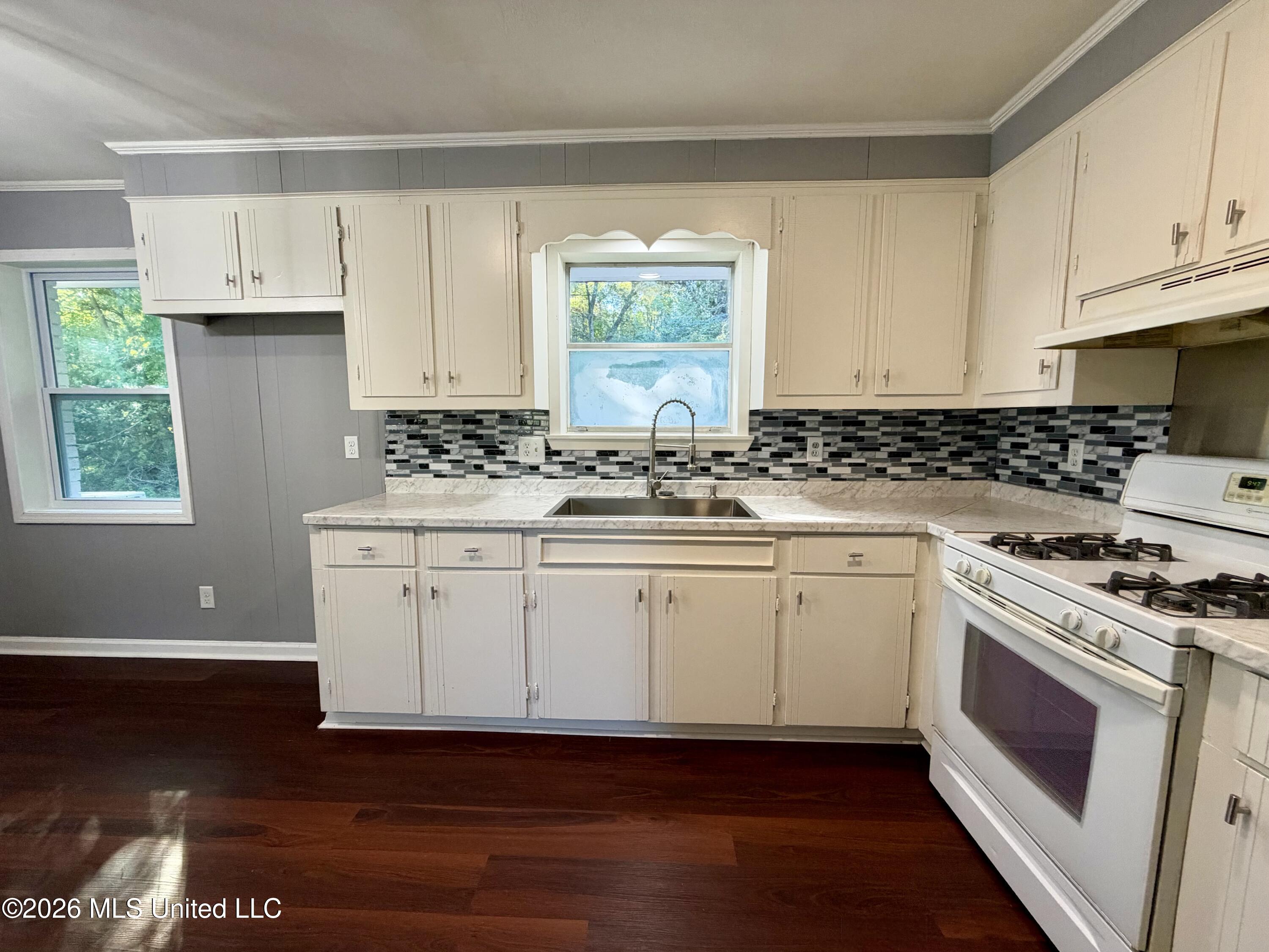 45 Delta Drive Property Photo 7