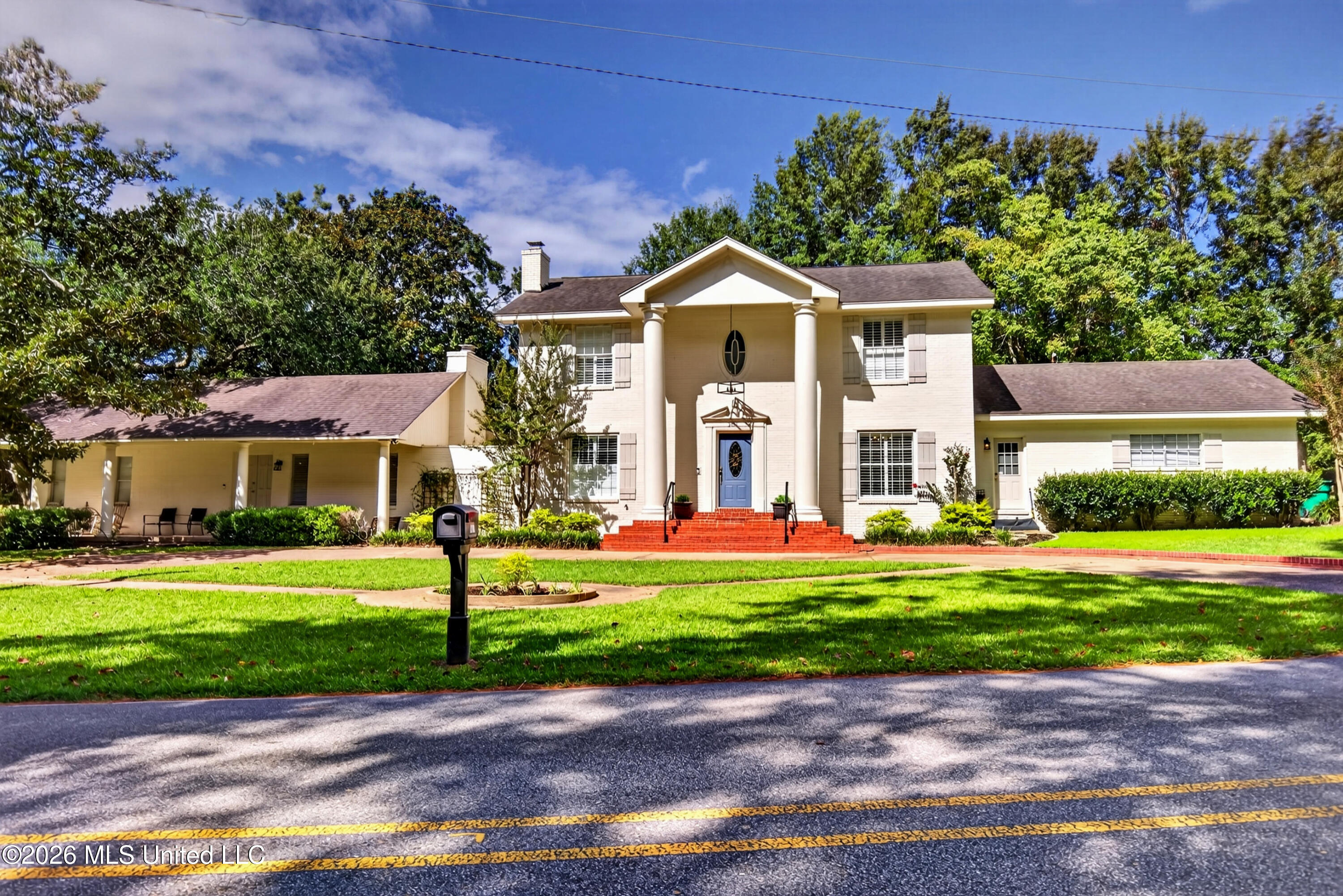 5817 Shore Drive Property Photo 1
