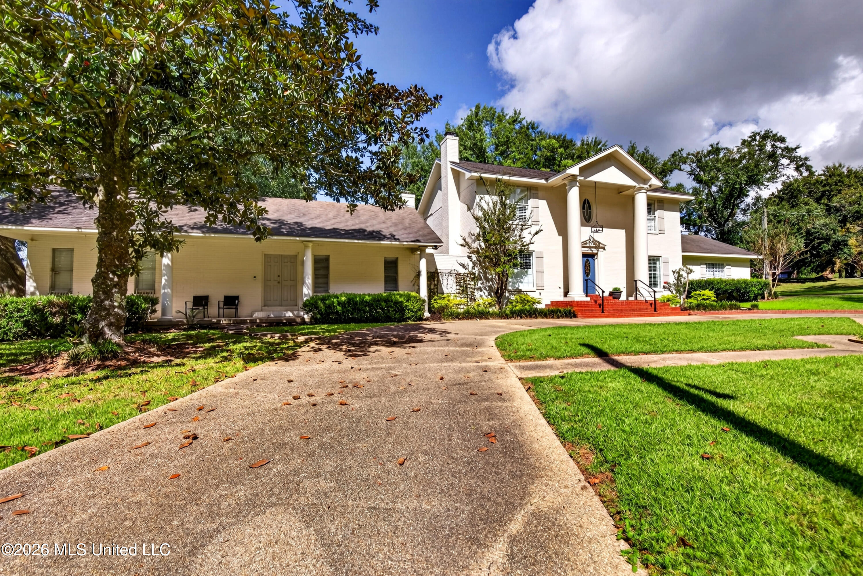 5817 Shore Drive Property Photo 8