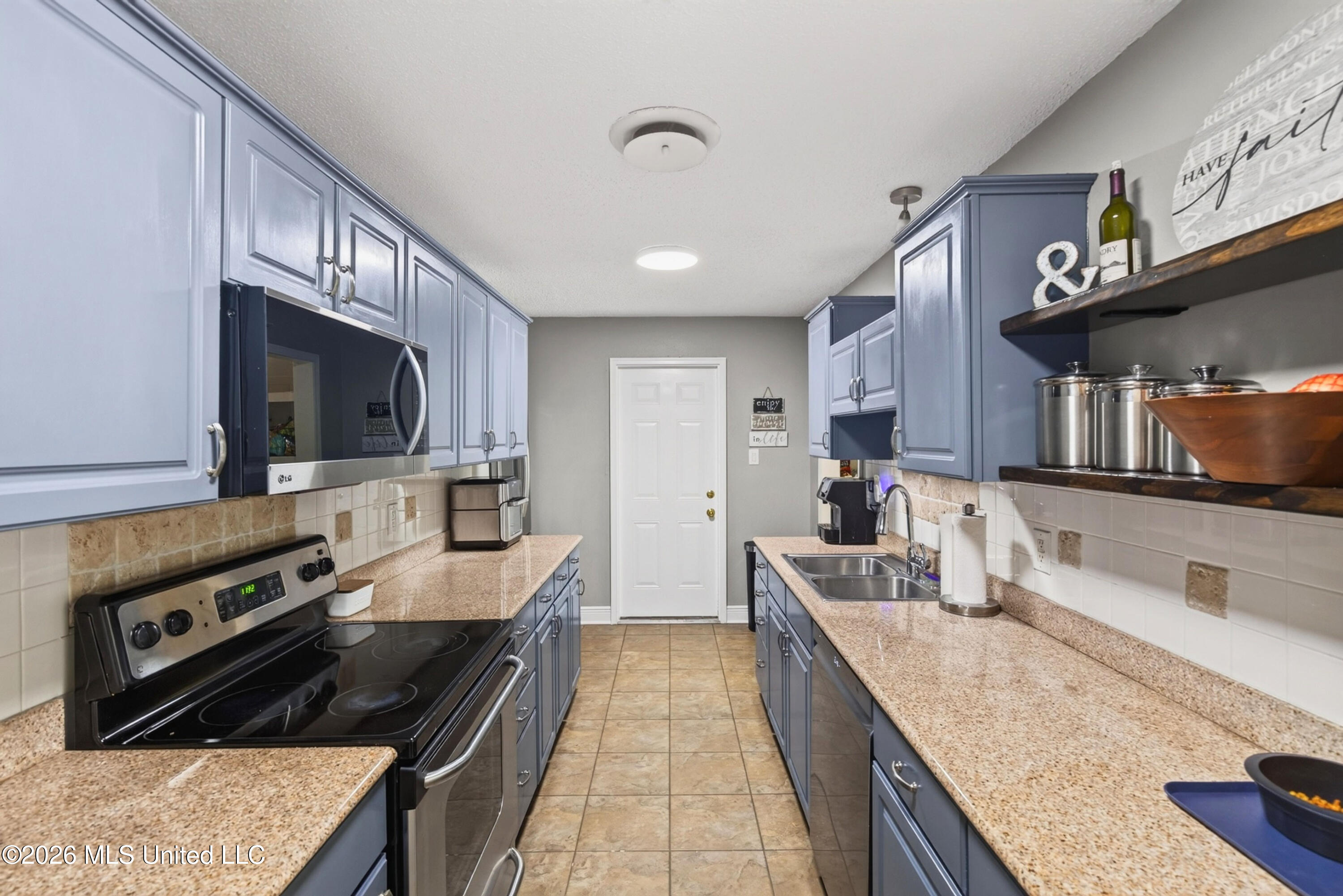 5817 Shore Drive Property Photo 28