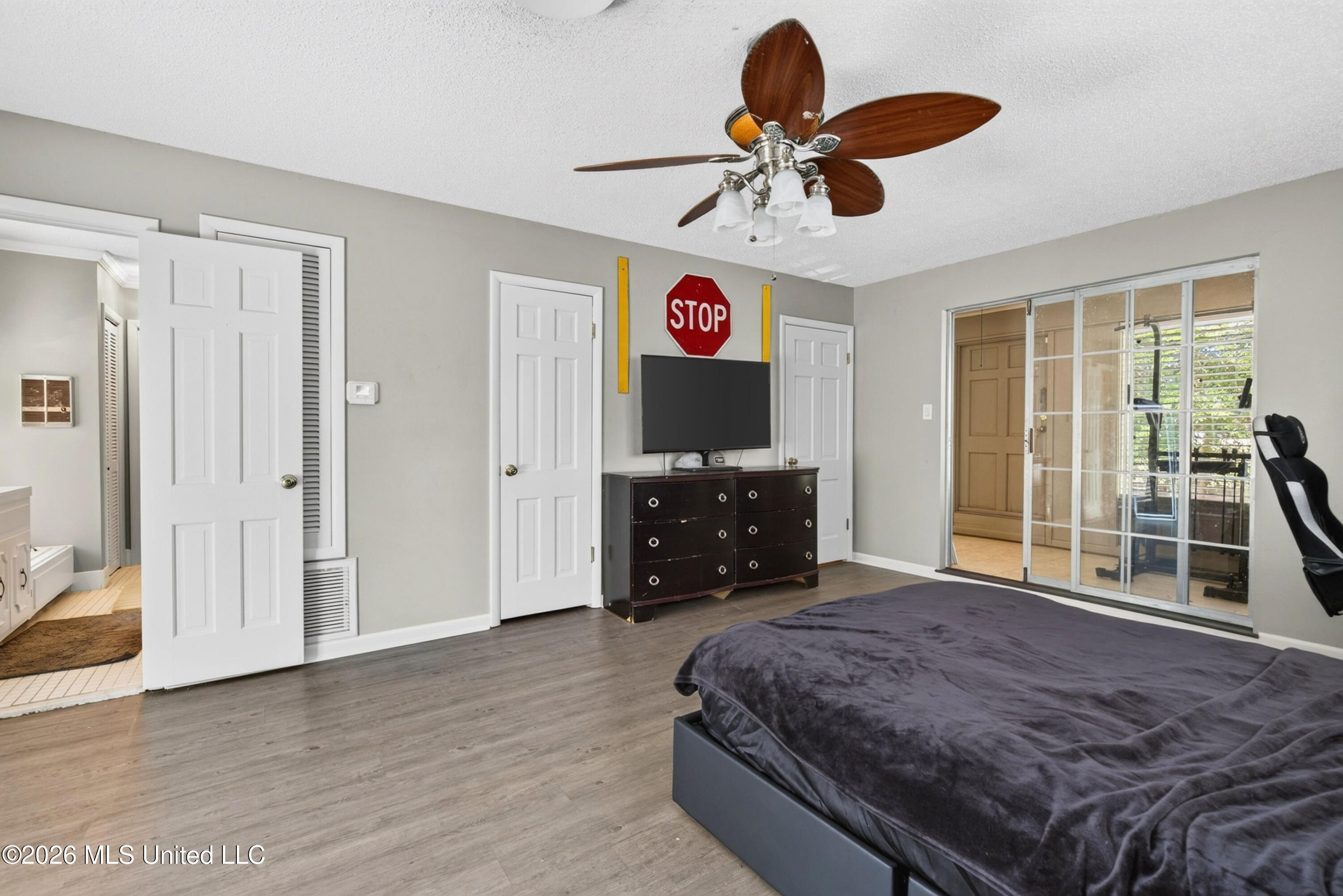 5817 Shore Drive Property Photo 47