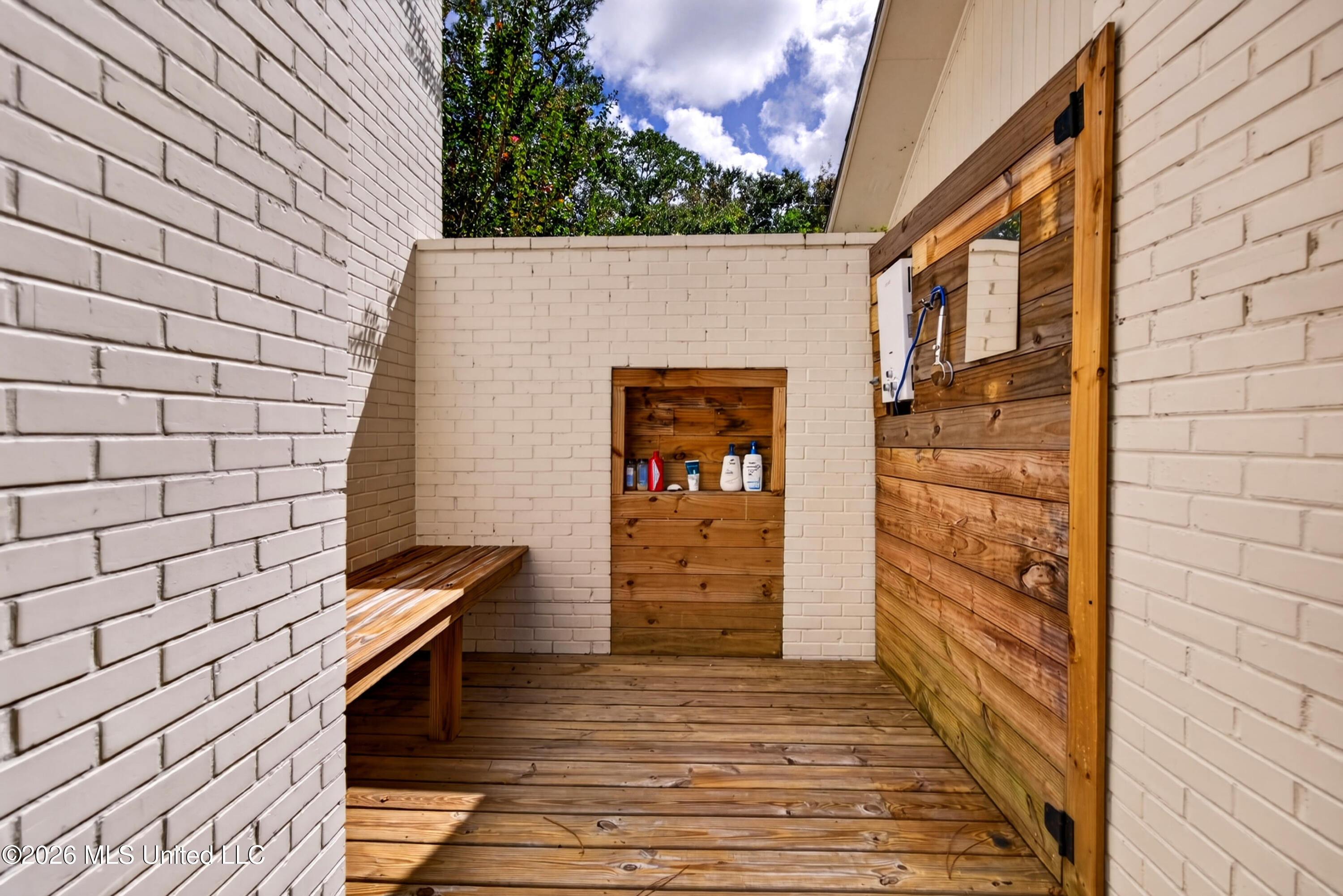 5817 Shore Drive Property Photo 52
