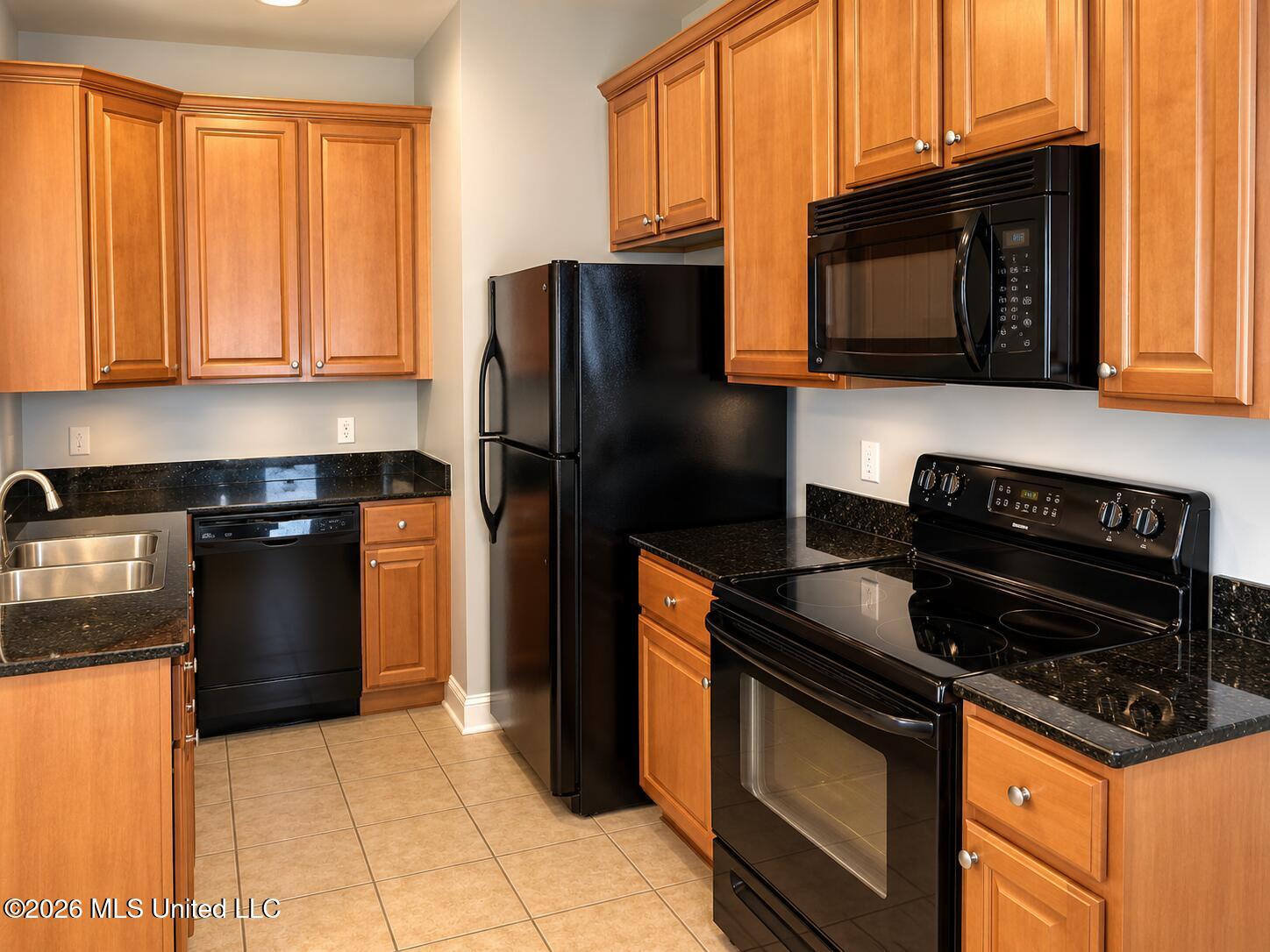 1314 Tropical Cove Property Photo 4