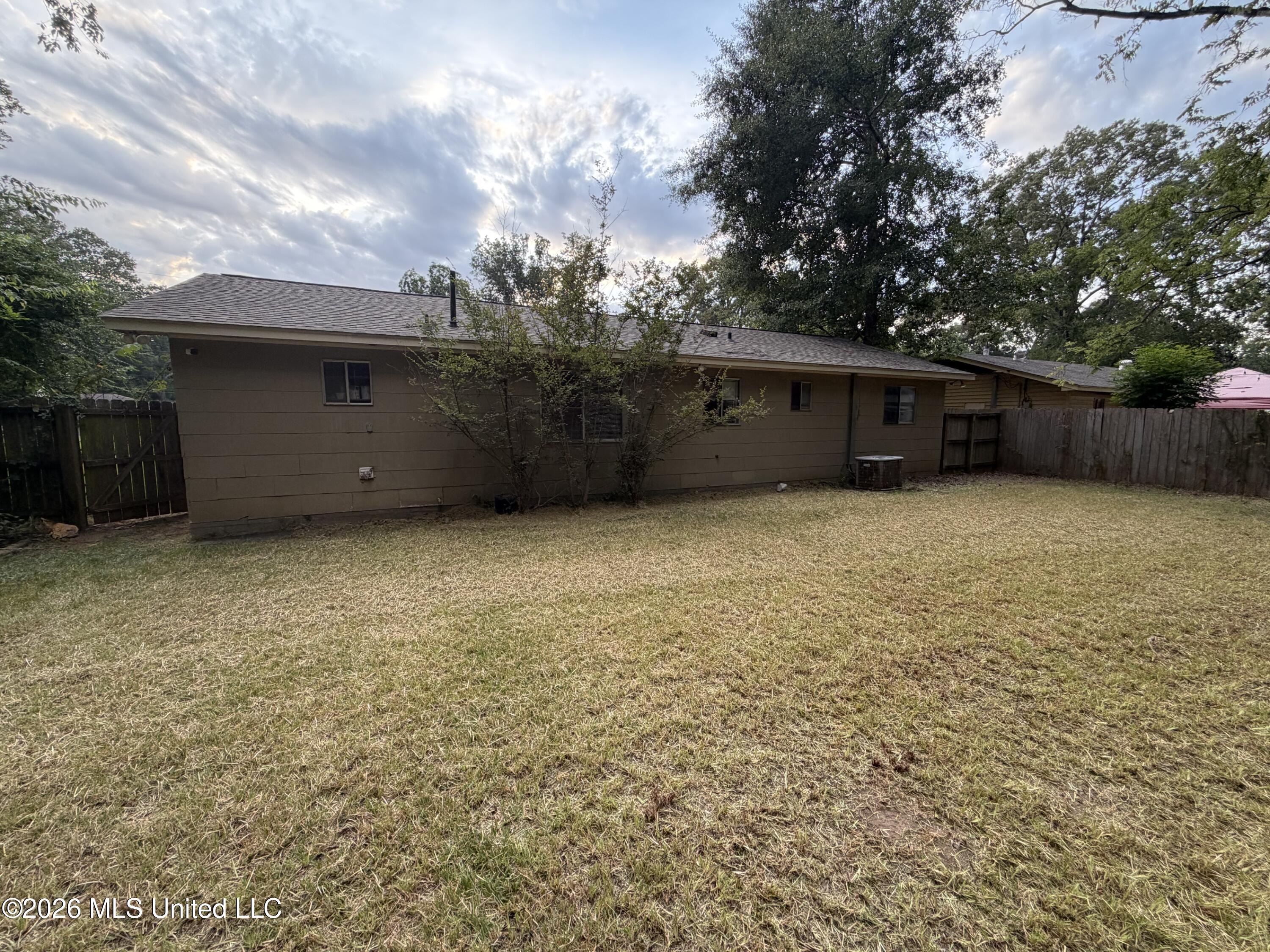 669 Ralde Circle Property Photo 17