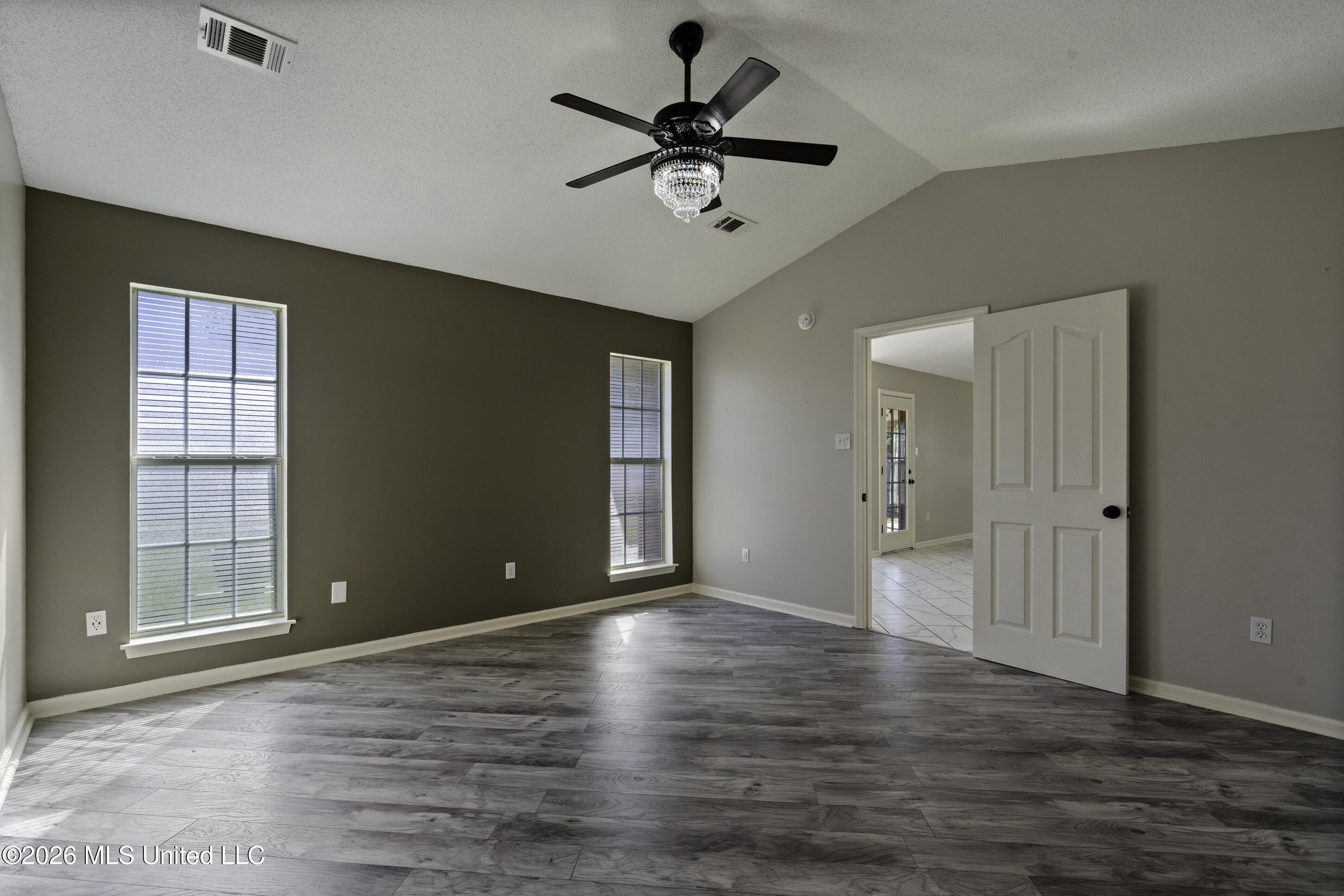 831 Lakemont Drive Property Photo 17