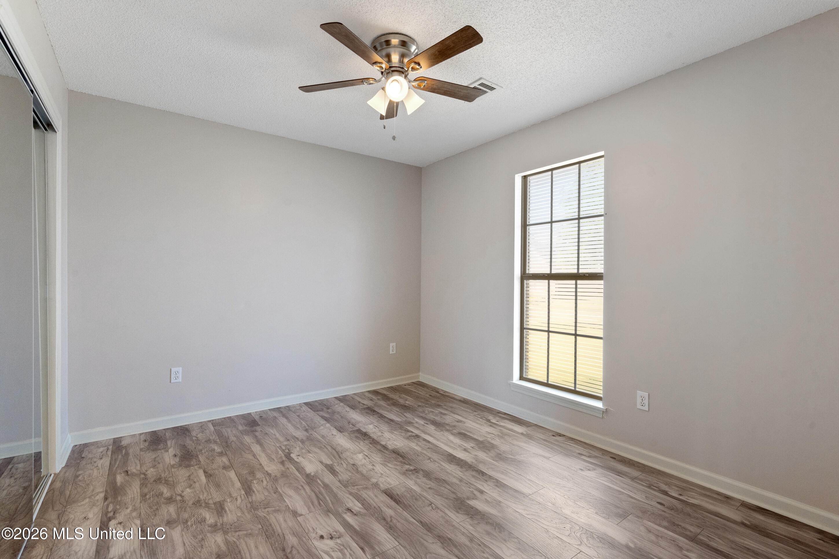 831 Lakemont Drive Property Photo 20