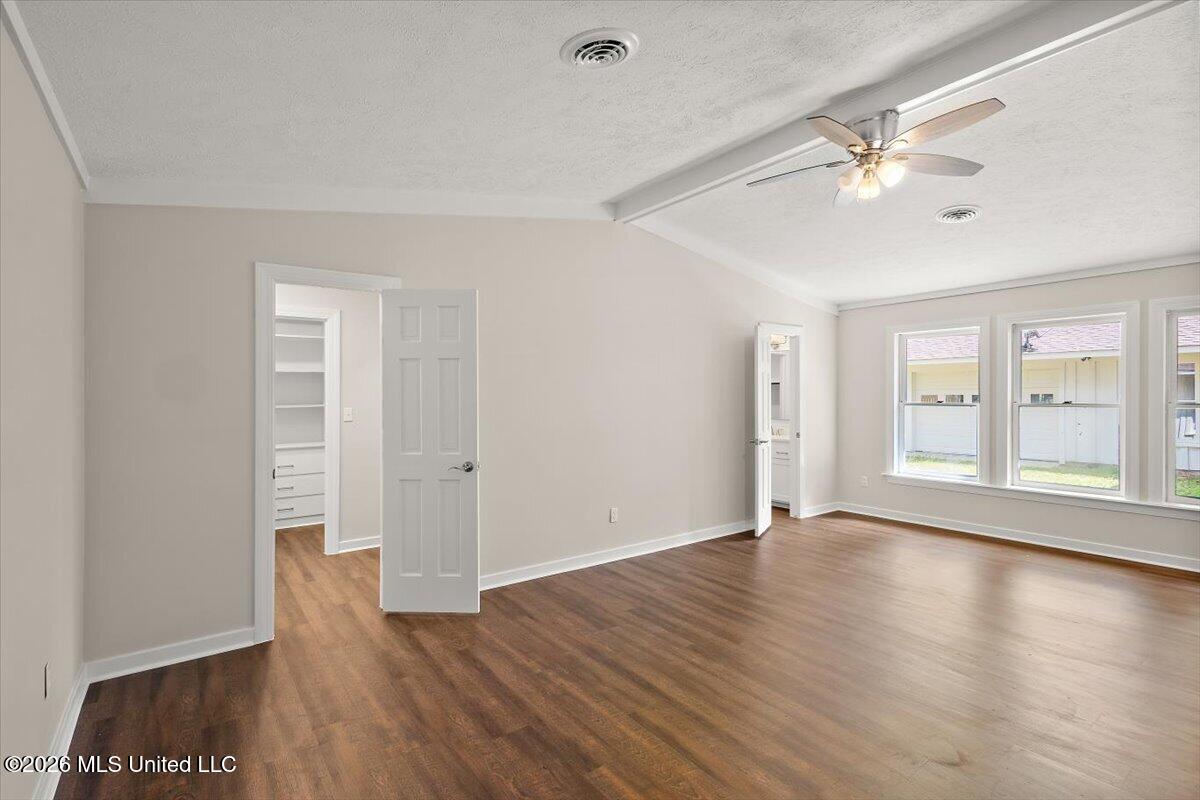 101 Susan Circle Property Photo 22
