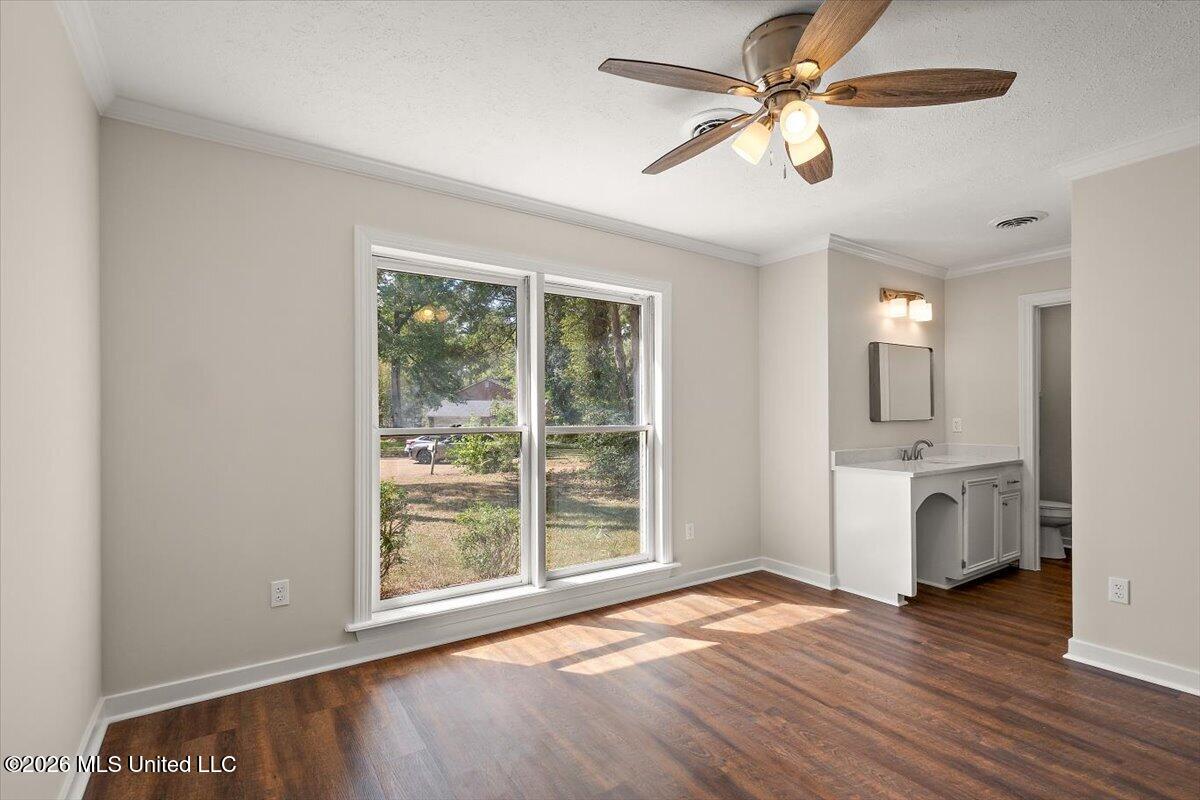 101 Susan Circle Property Photo 29