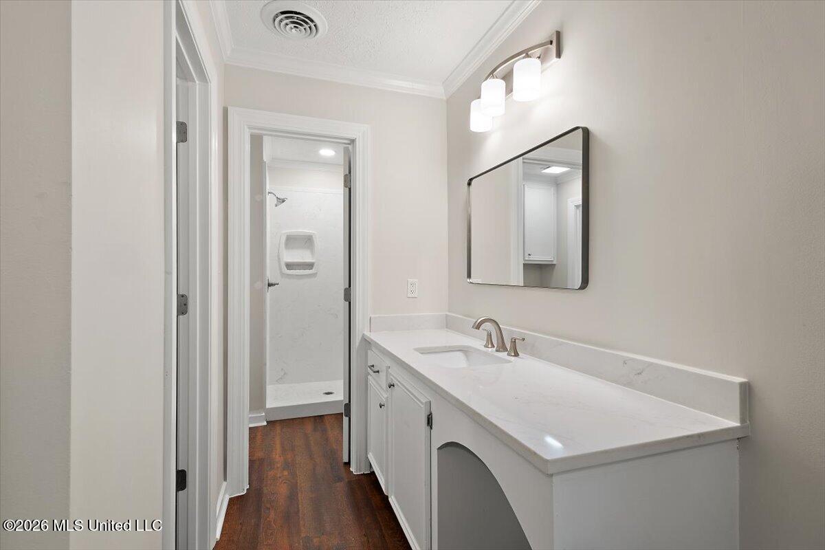 101 Susan Circle Property Photo 32