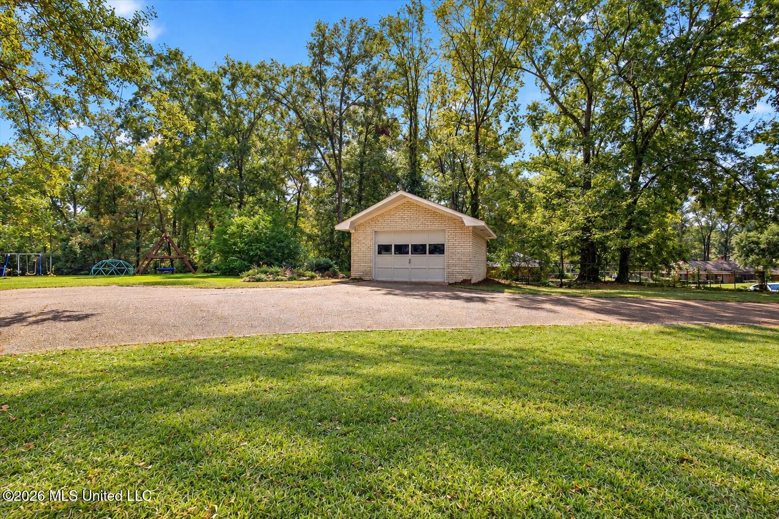 101 Susan Circle Property Photo 44