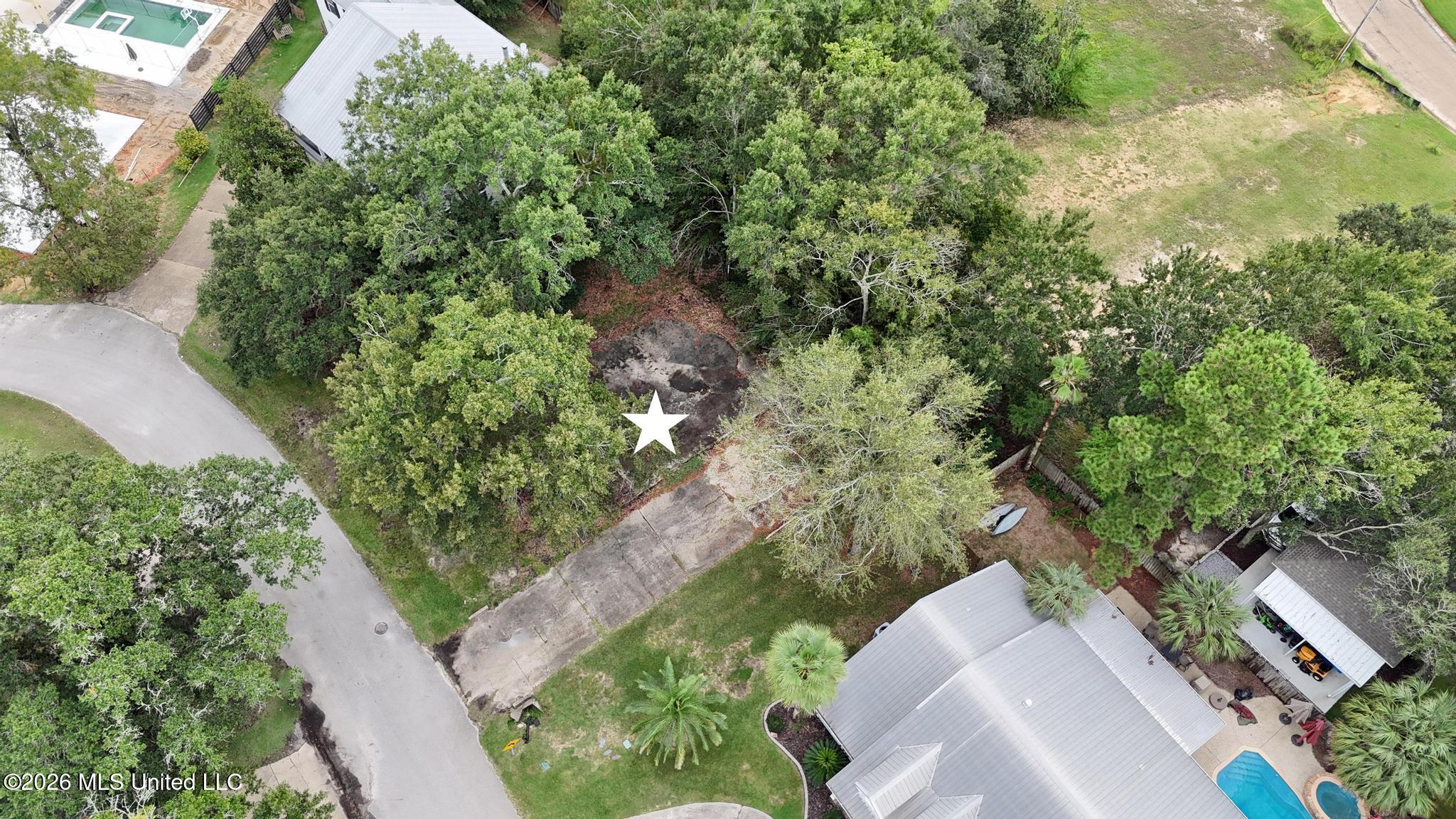 173 Blue Heron Cove Property Photo 8