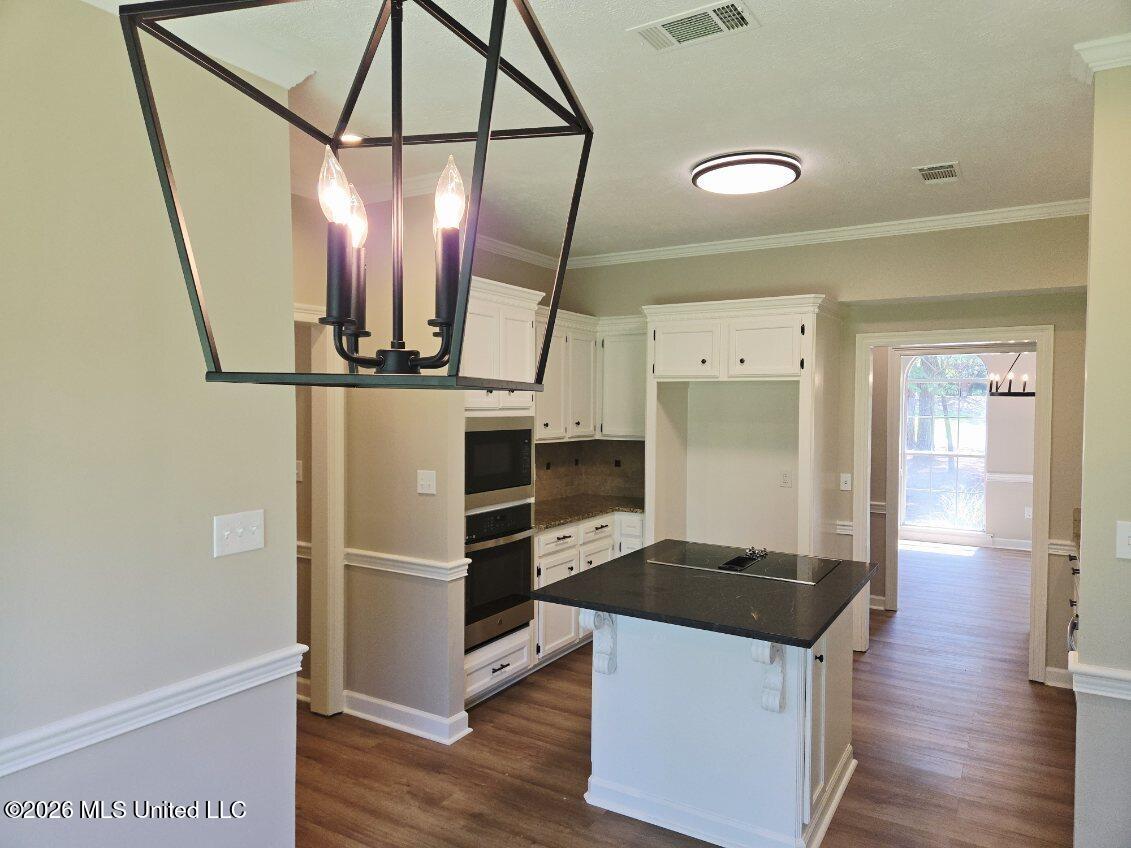 155 Bridlewood Drive Property Photo 13