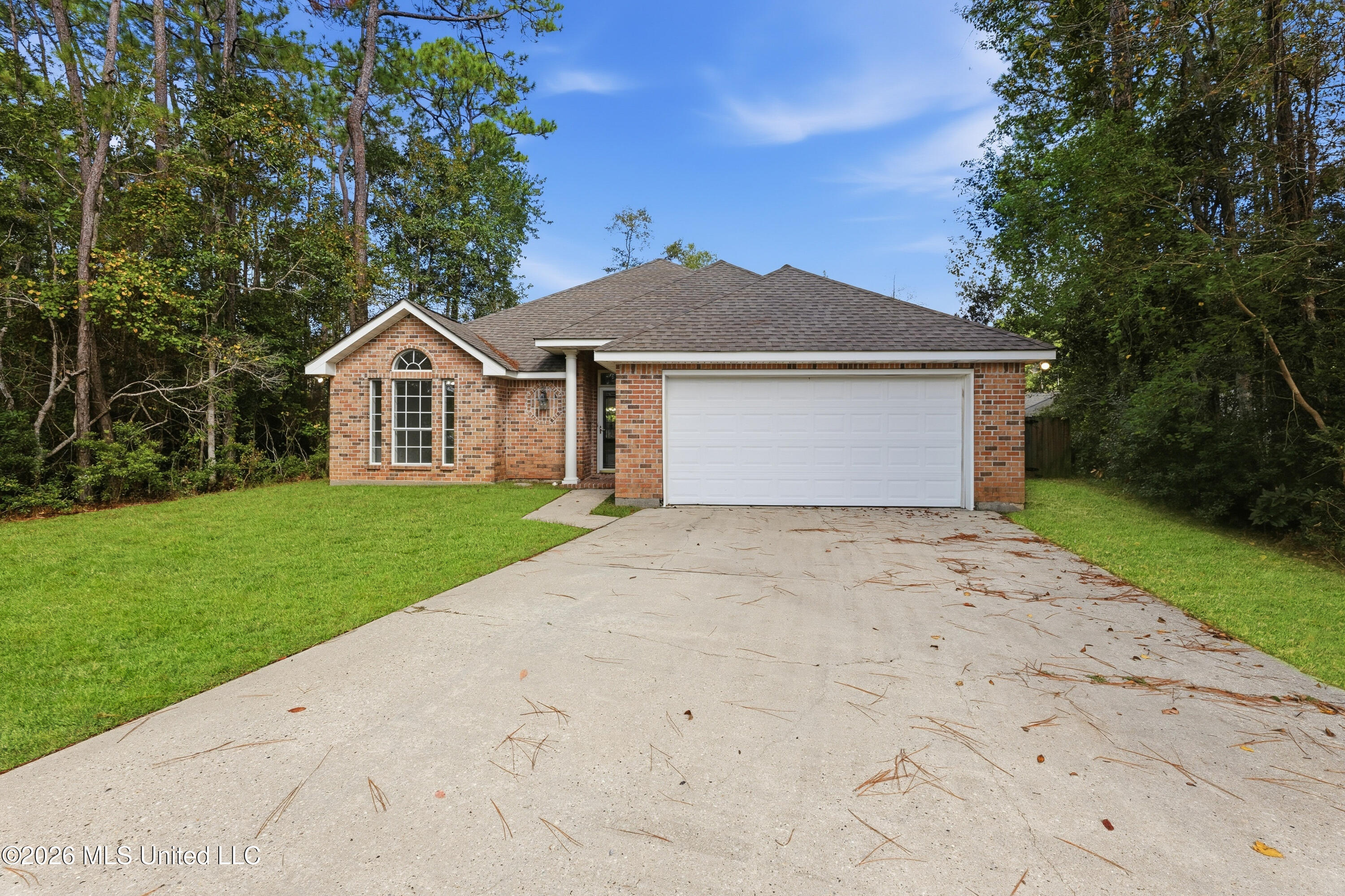 8316 Kaleki Court Property Photo 3