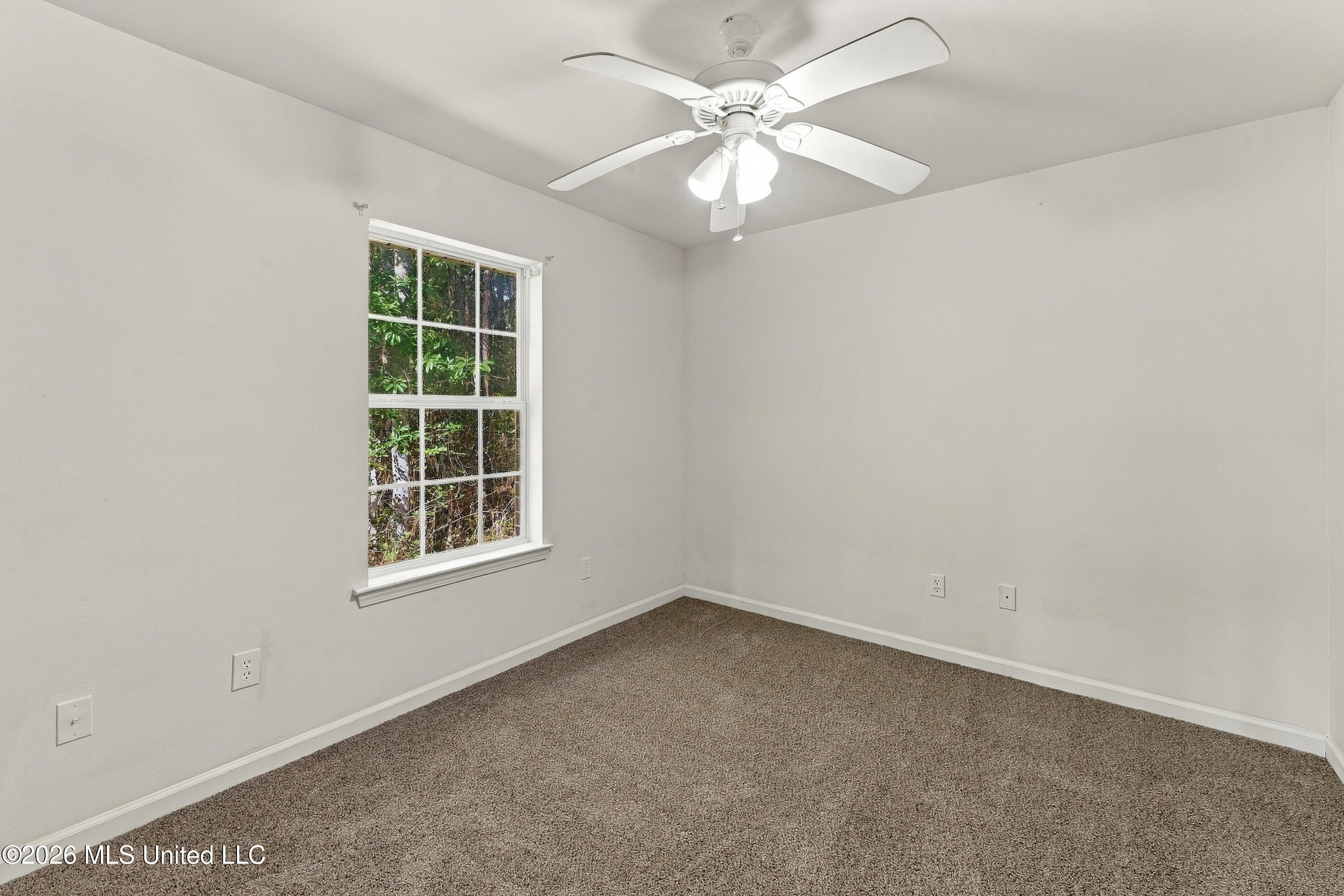 8316 Kaleki Court Property Photo 11