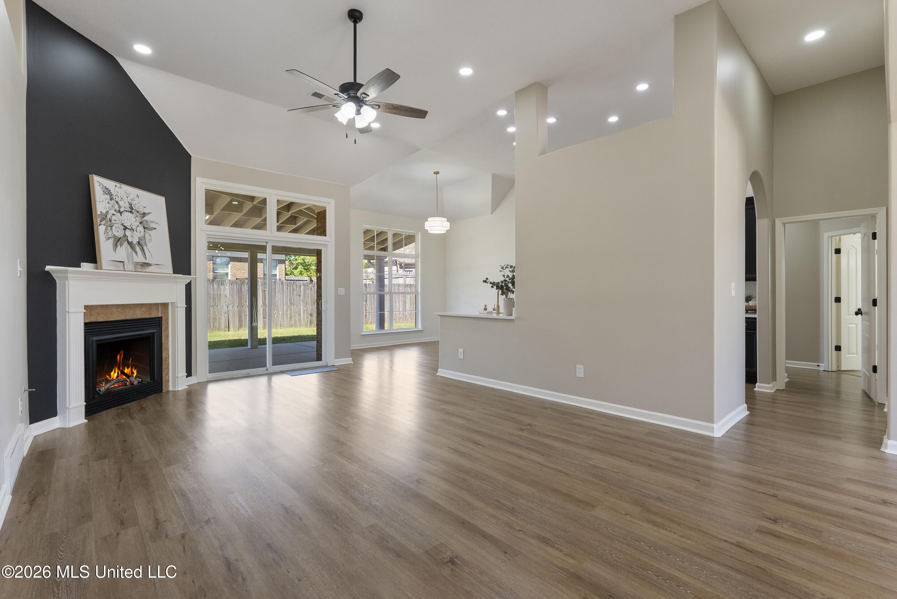 7081 Windswept Lane Property Photo 7