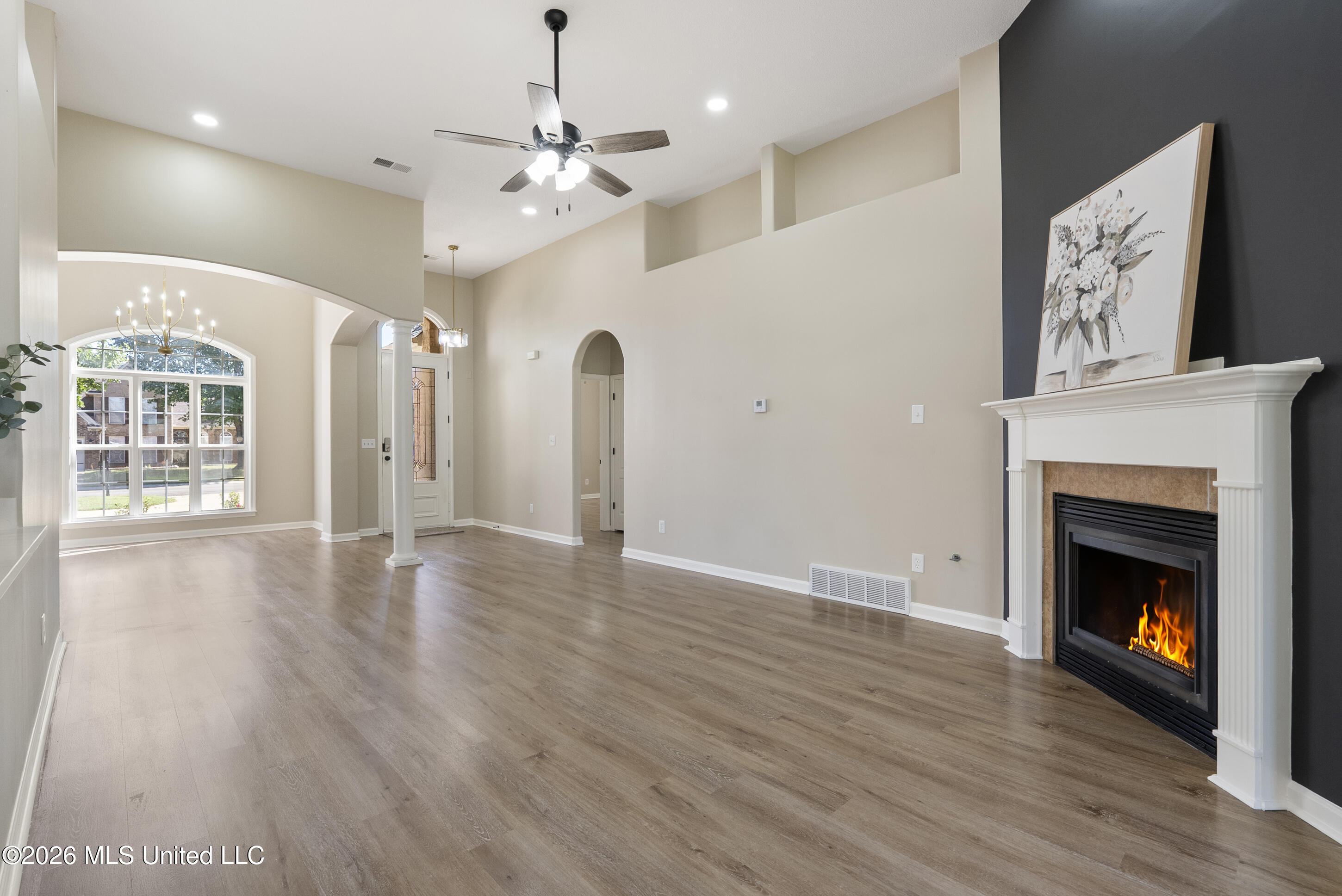 7081 Windswept Lane Property Photo 9