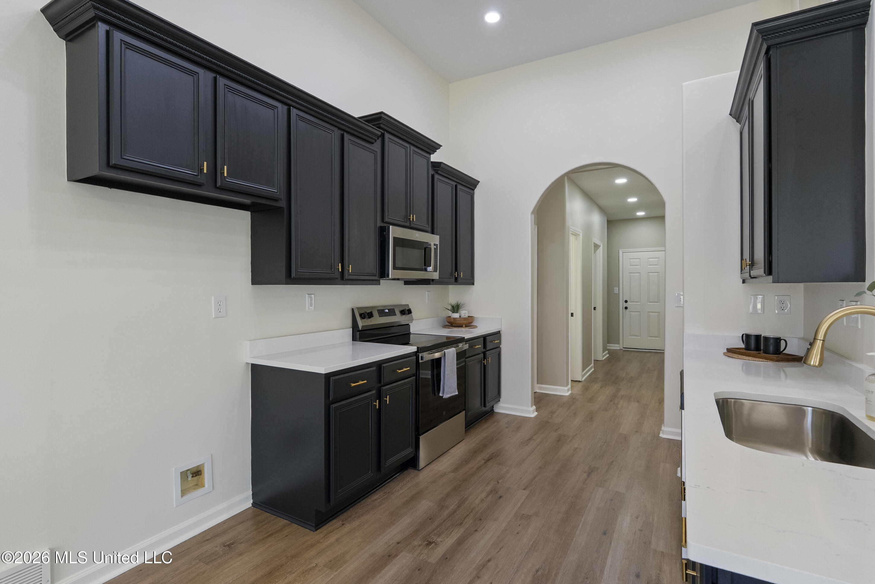 7081 Windswept Lane Property Photo 10