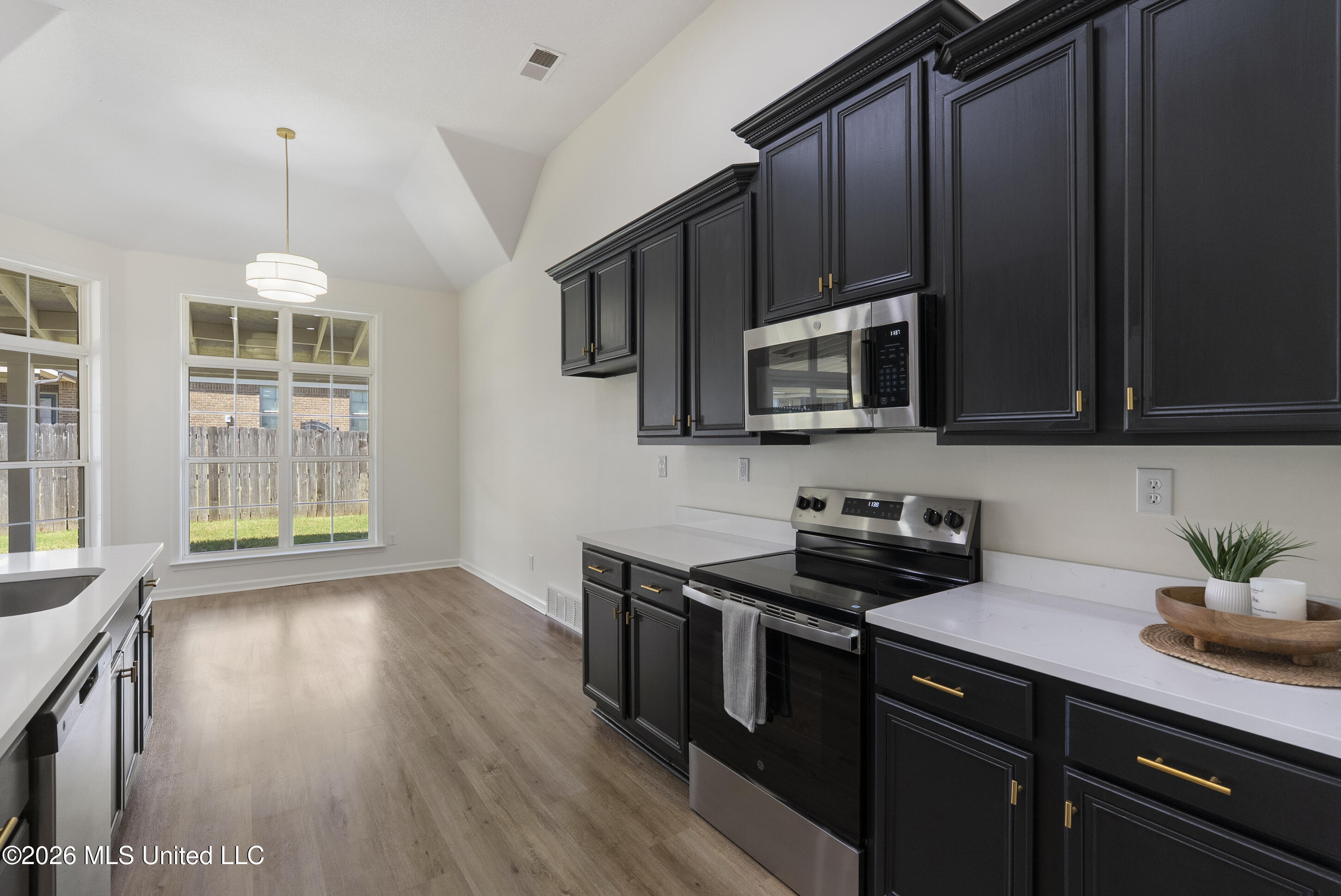 7081 Windswept Lane Property Photo 15