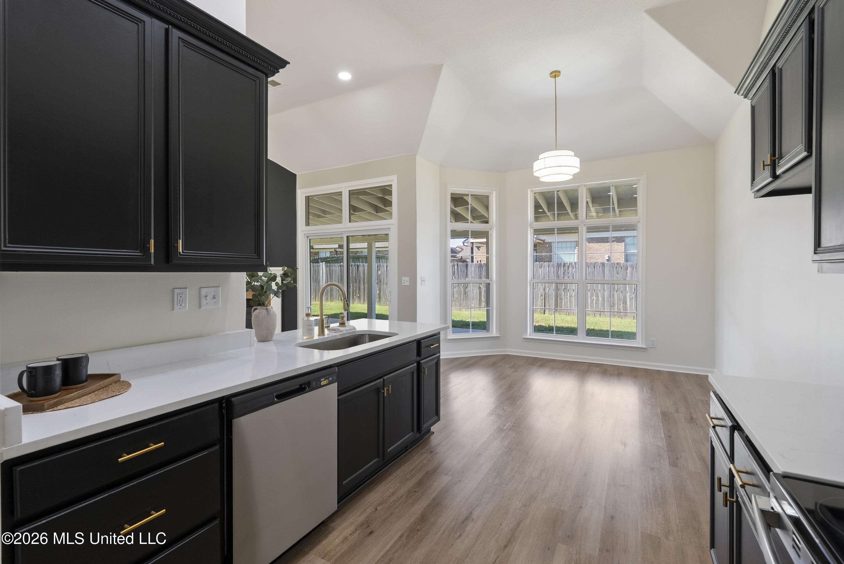 7081 Windswept Lane Property Photo 17