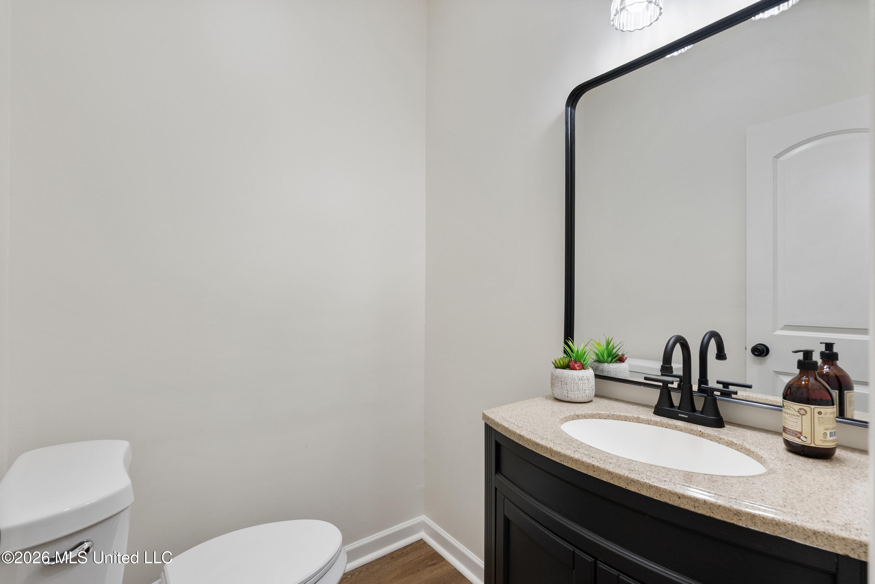 7081 Windswept Lane Property Photo 18