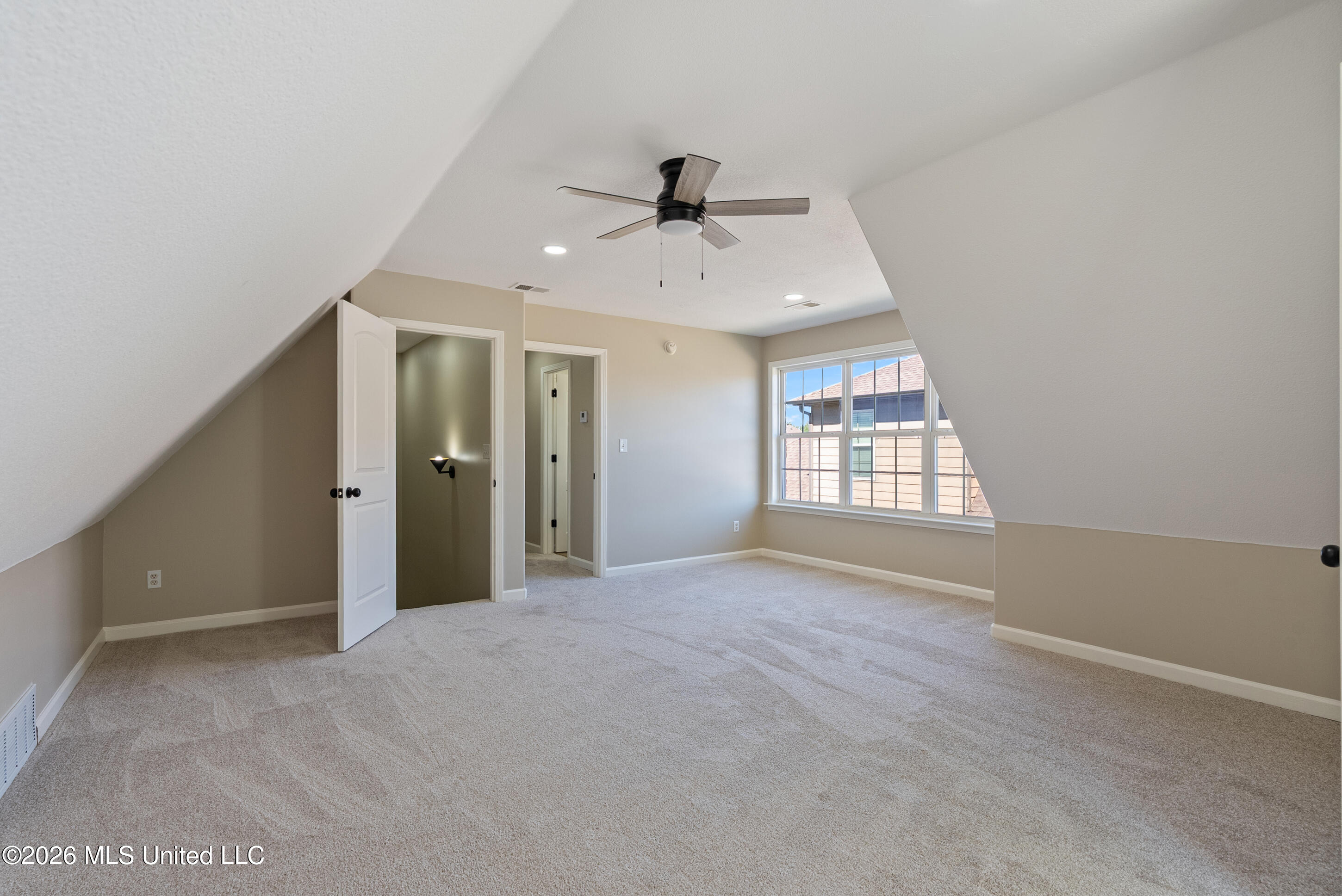 7081 Windswept Lane Property Photo 33