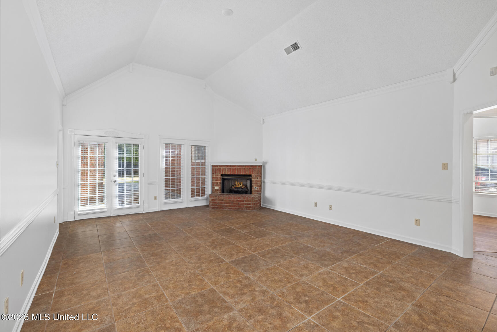 7204 Golden Oaks Loop Property Photo 11