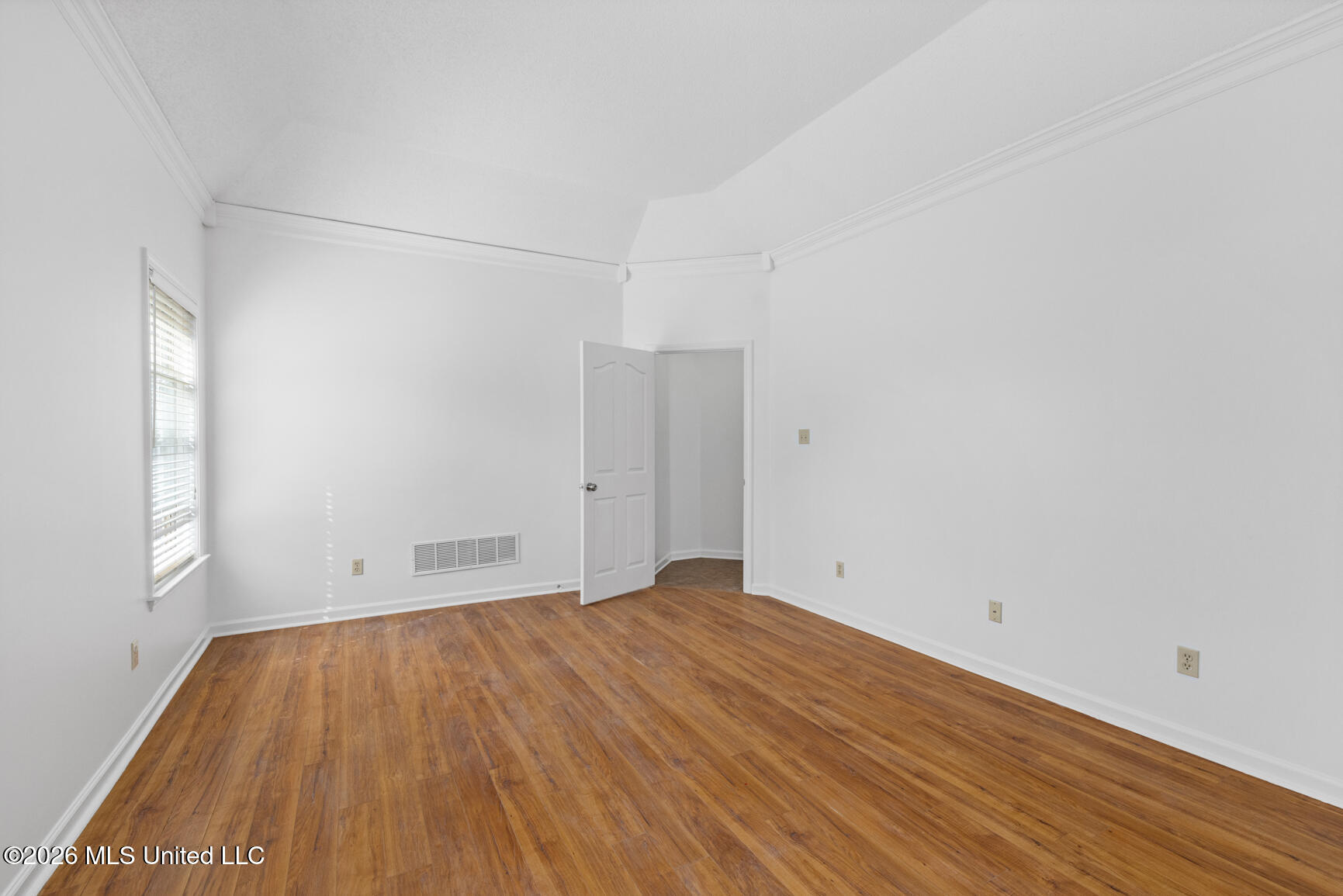 7204 Golden Oaks Loop Property Photo 19
