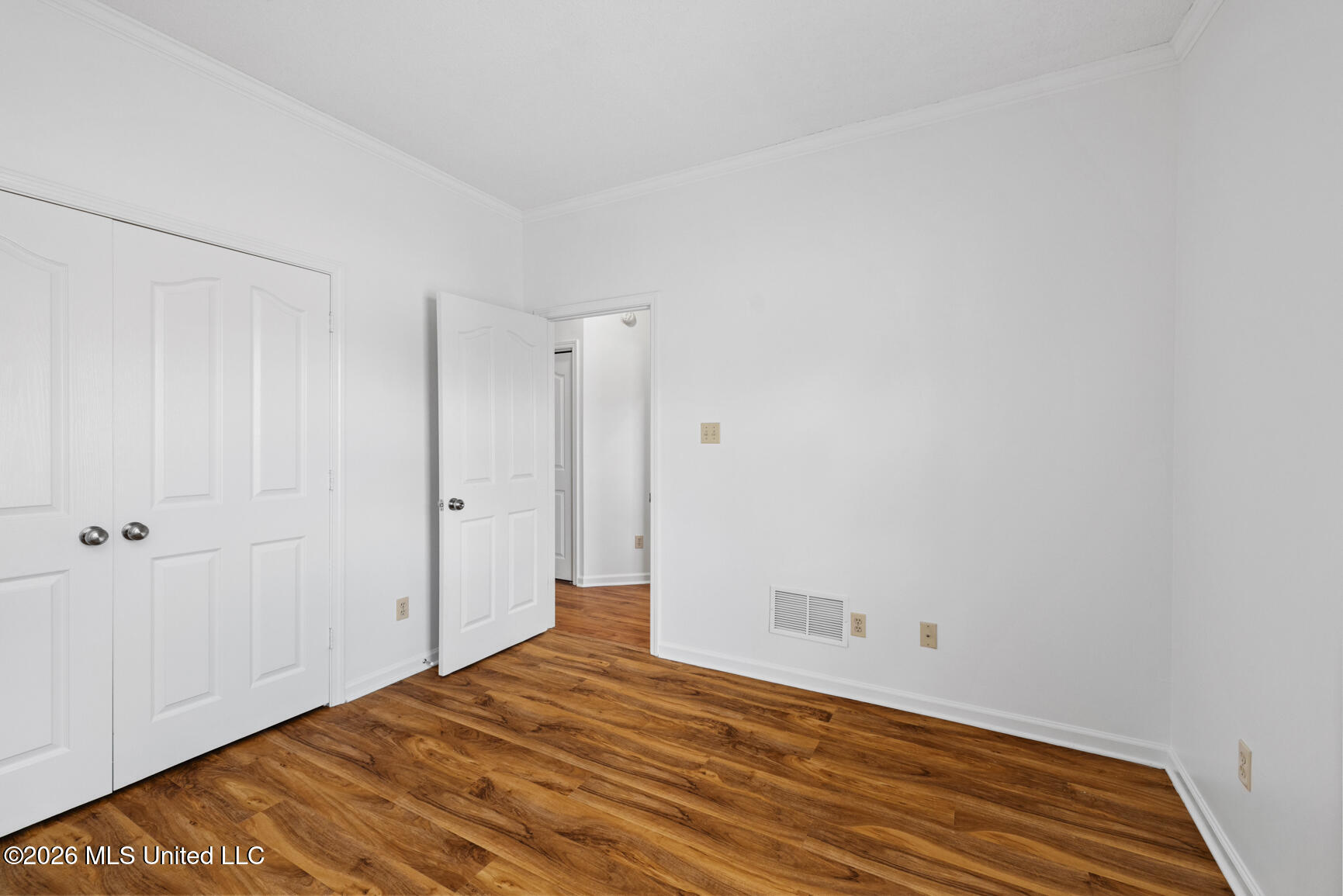 7204 Golden Oaks Loop Property Photo 26