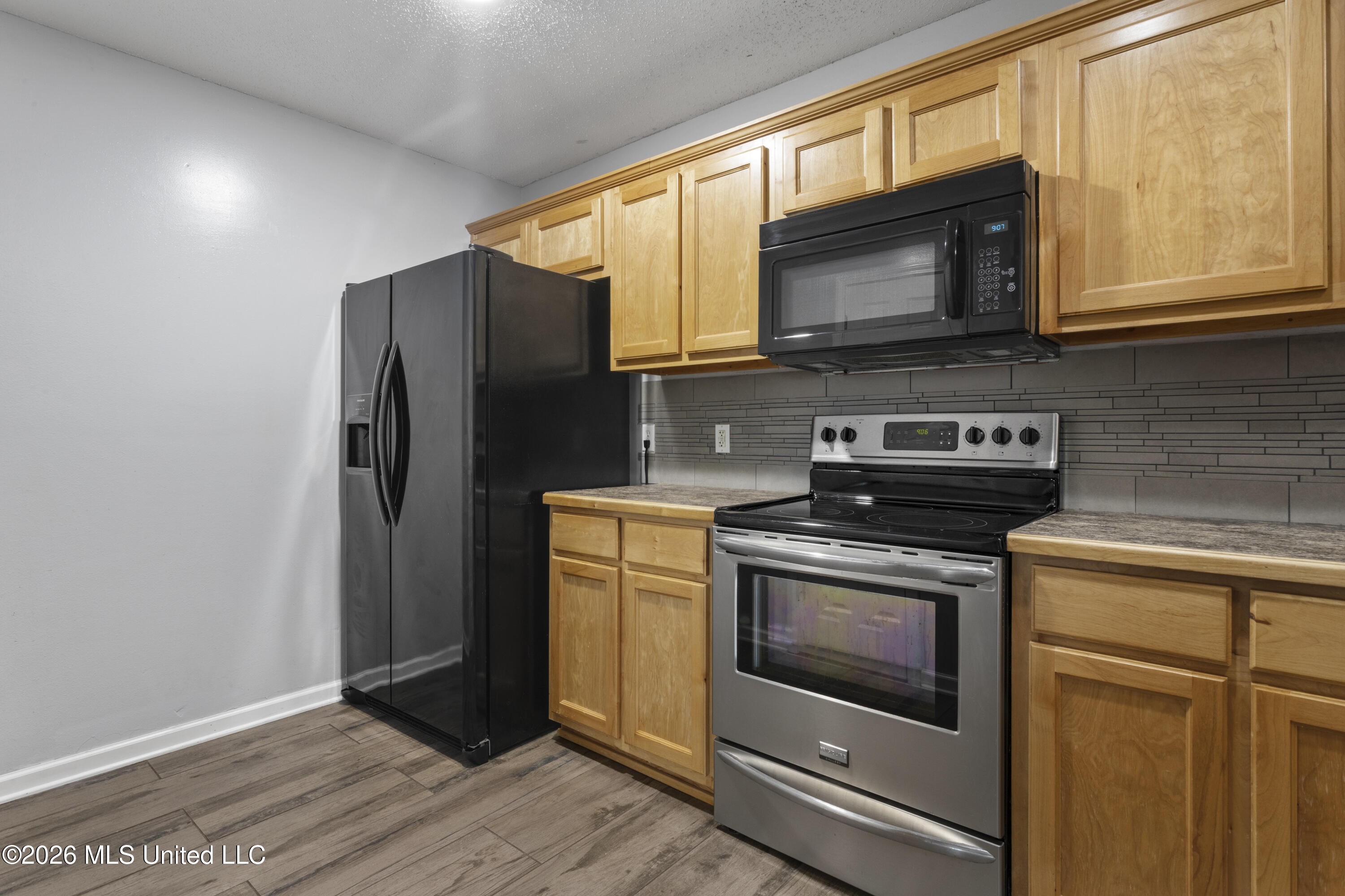 660 Keller Street Property Photo 11