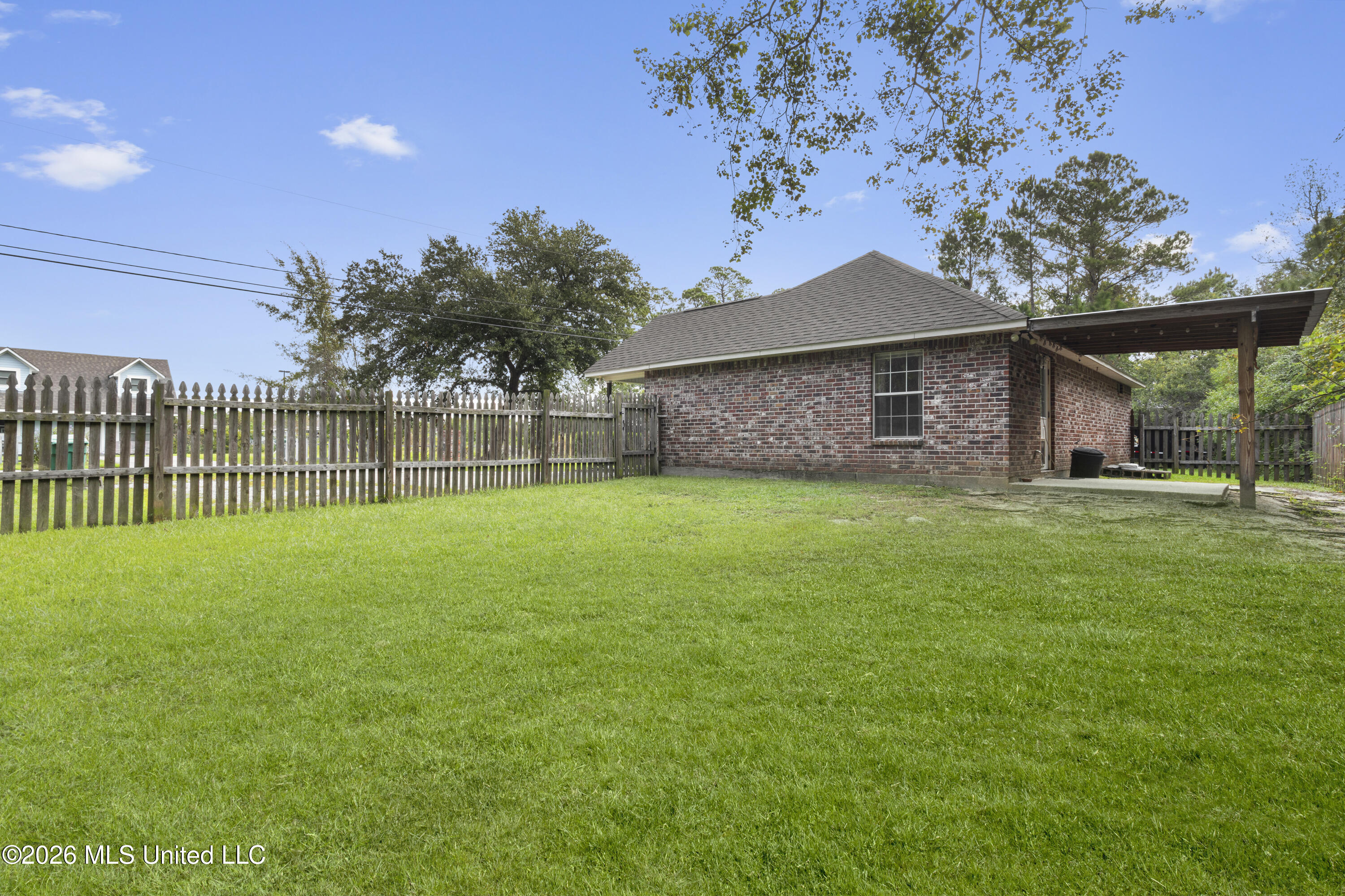 660 Keller Street Property Photo 22