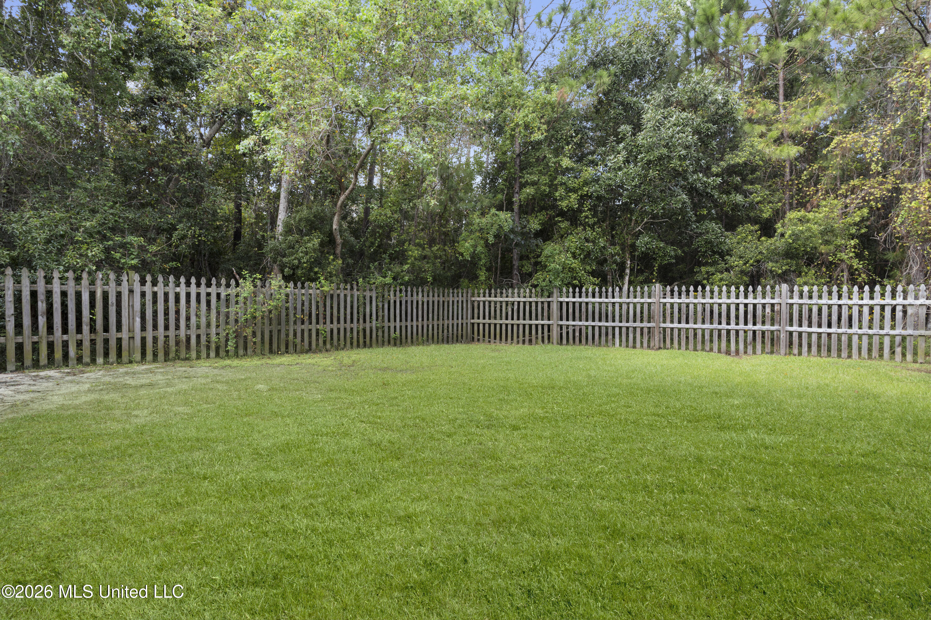 660 Keller Street Property Photo 23