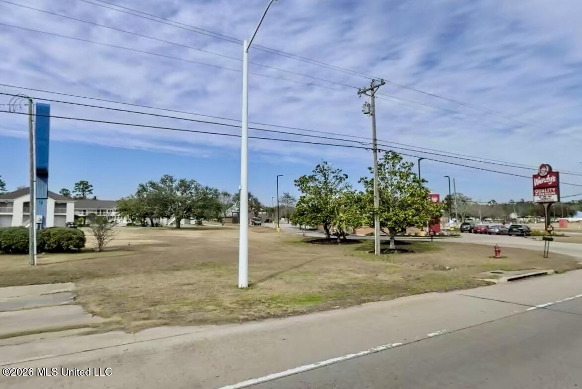 1003 Us-90 Property Photo 3