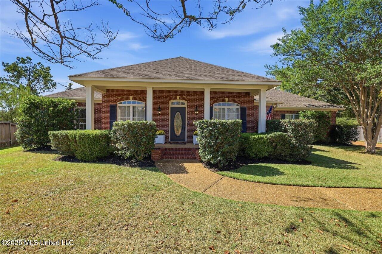 104 Hunters Glen Property Photo 1