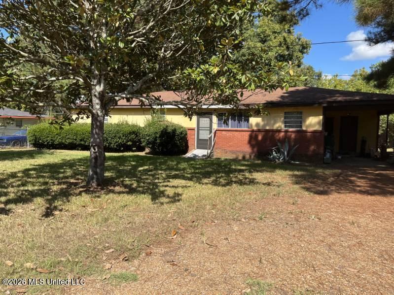 124 Chinn Drive Property Photo 1
