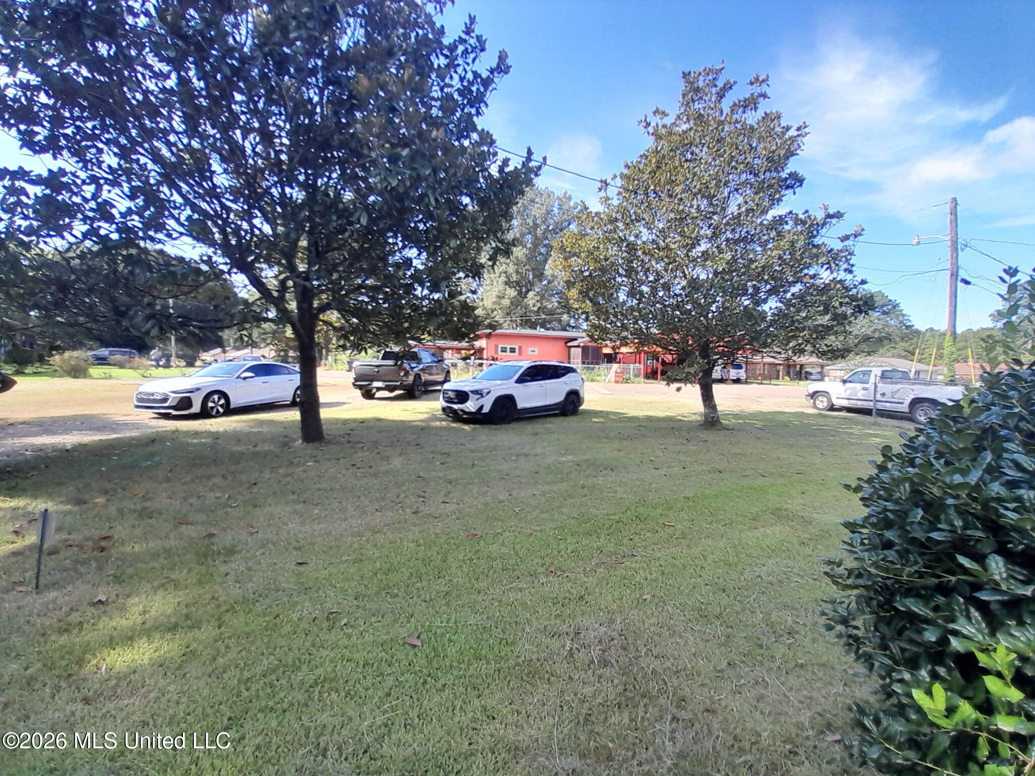 124 Chinn Drive Property Photo 3