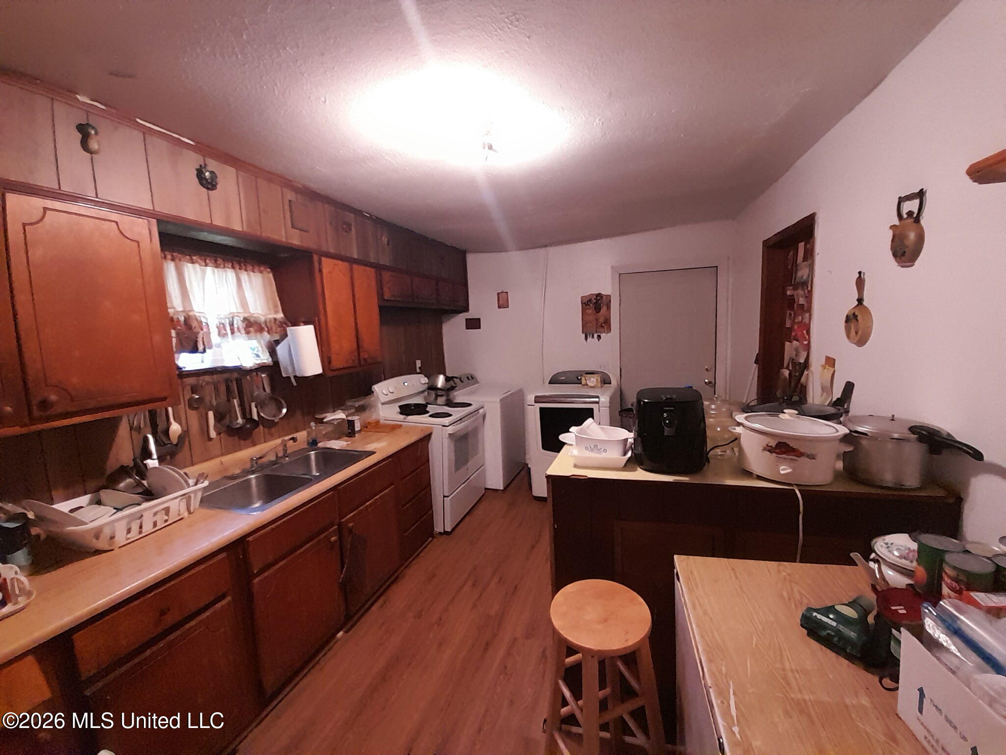124 Chinn Drive Property Photo 9