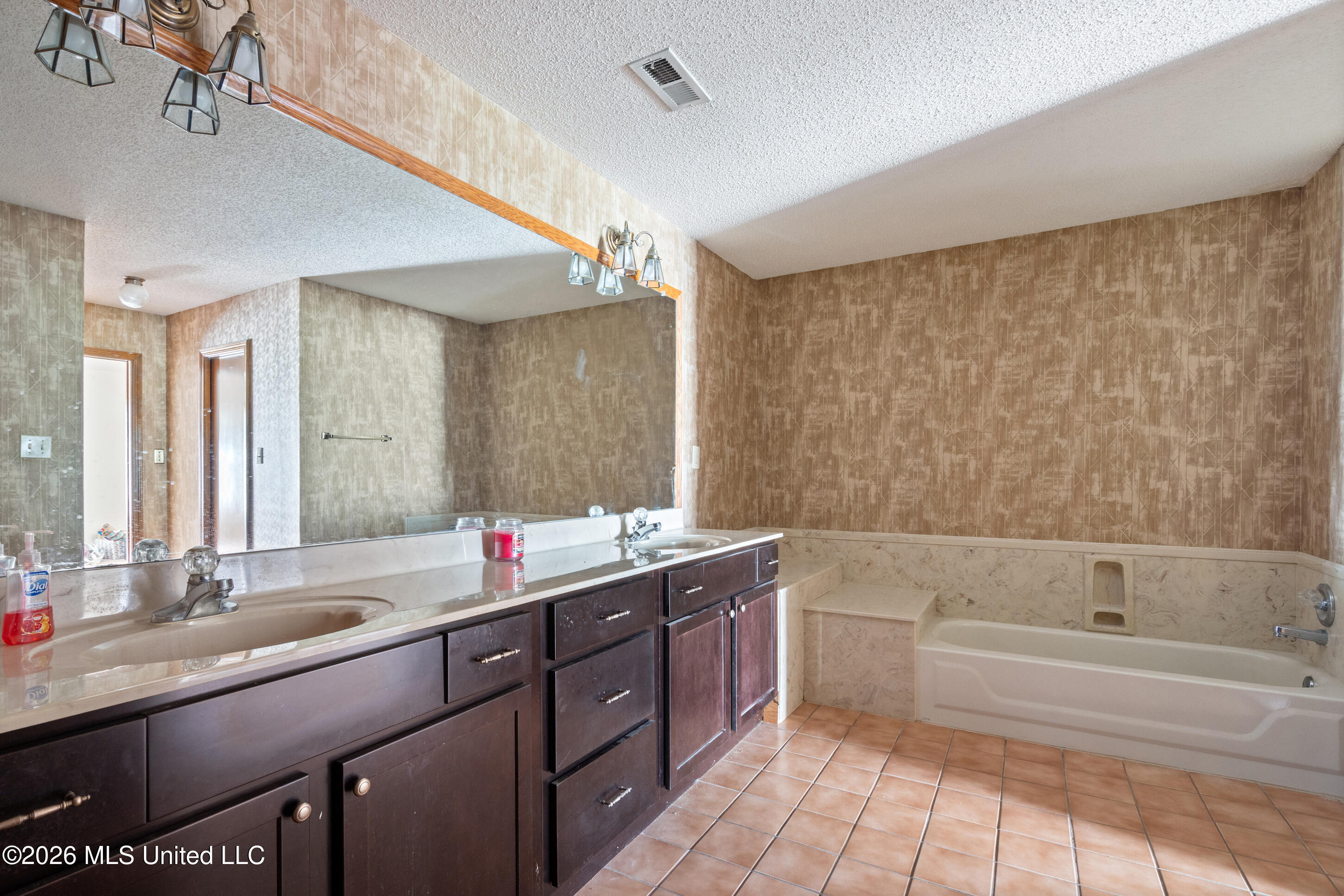 4075 Davall Drive Property Photo 16