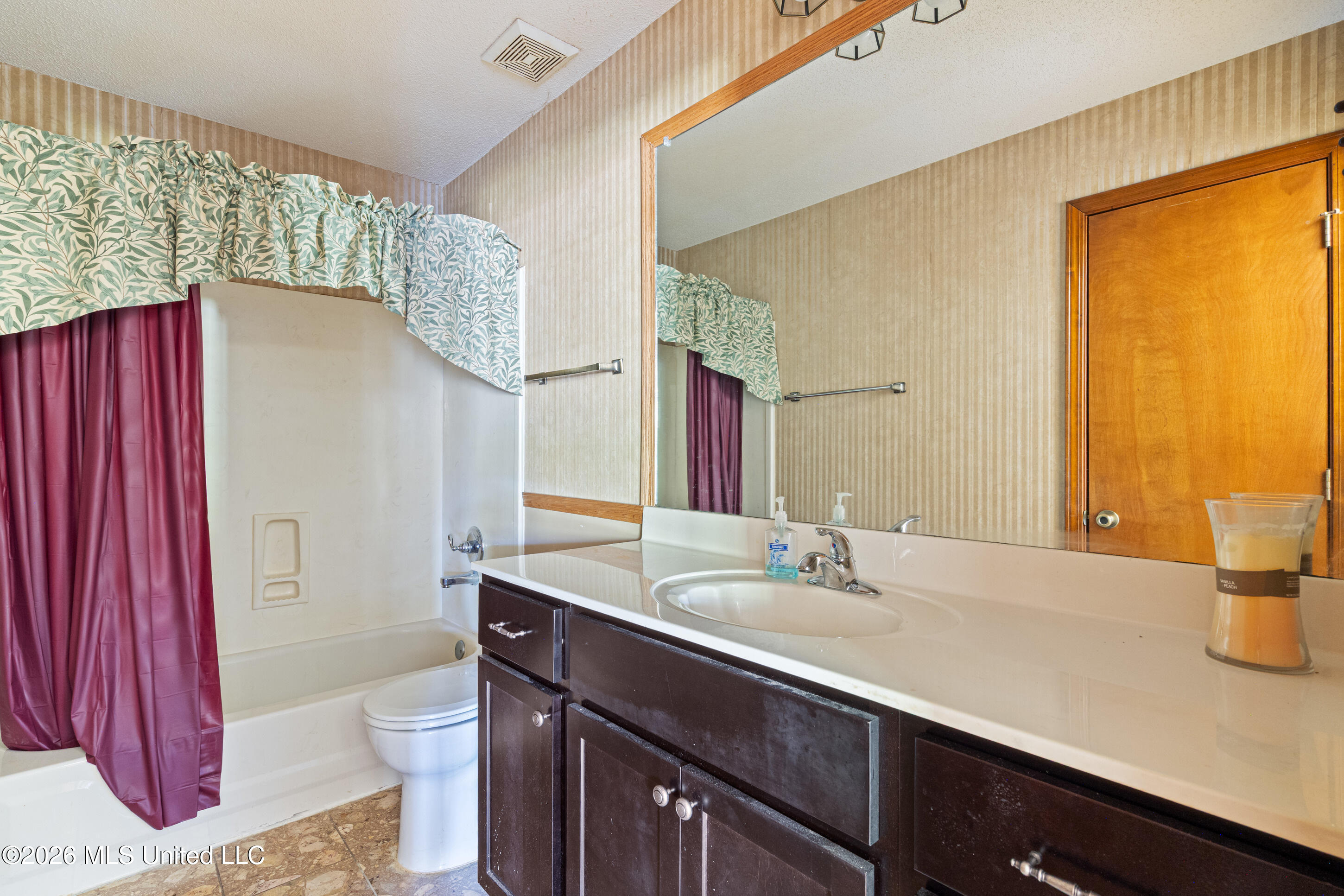 4075 Davall Drive Property Photo 24