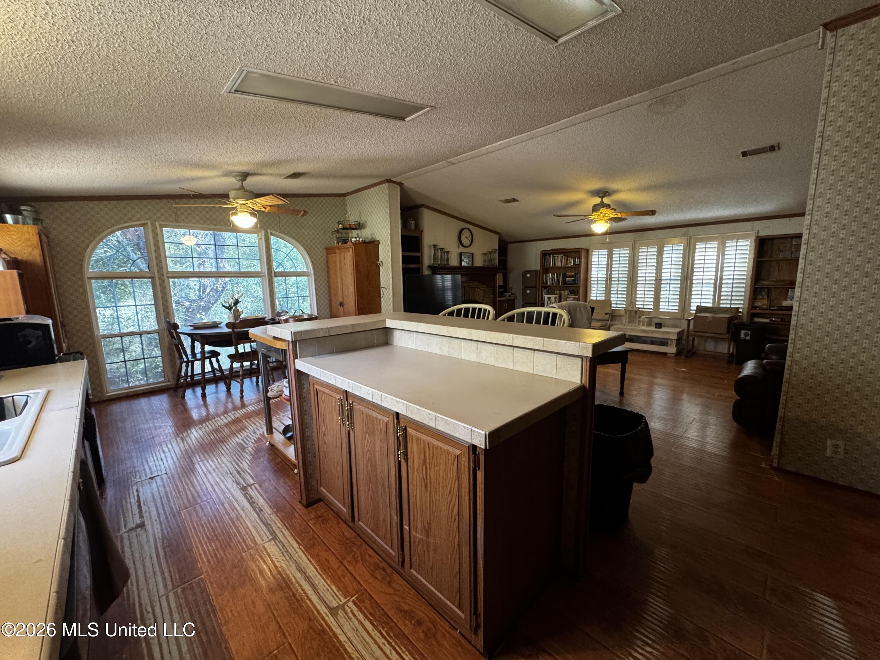 11012 Fox Ridge Drive Property Photo 12